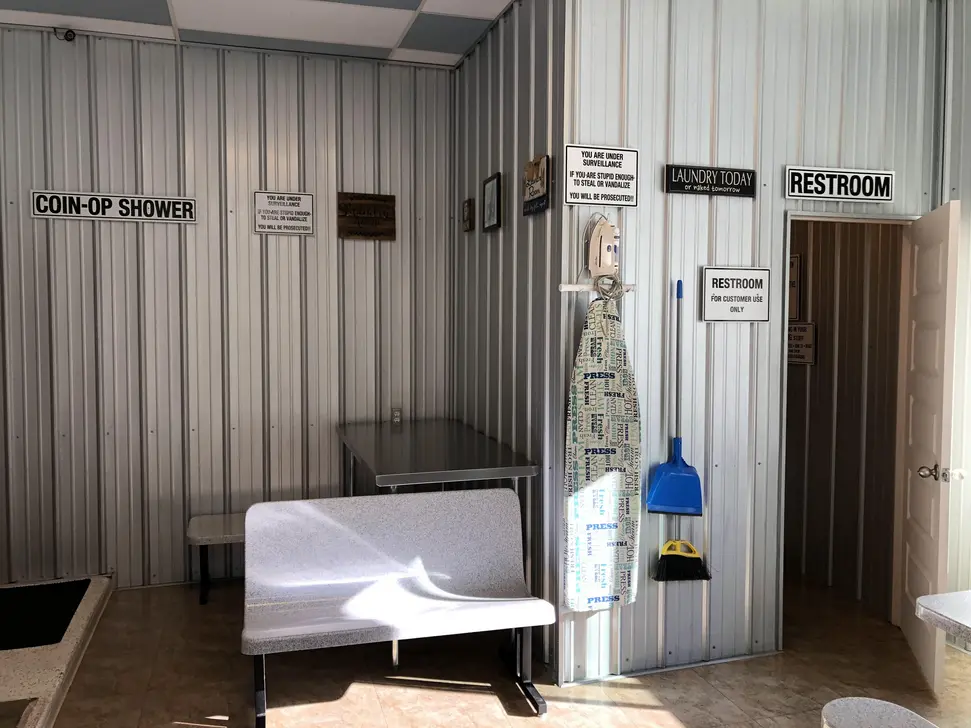Davenport Laundry - Image 11