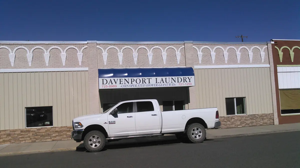 Davenport Laundry thumbnail 14