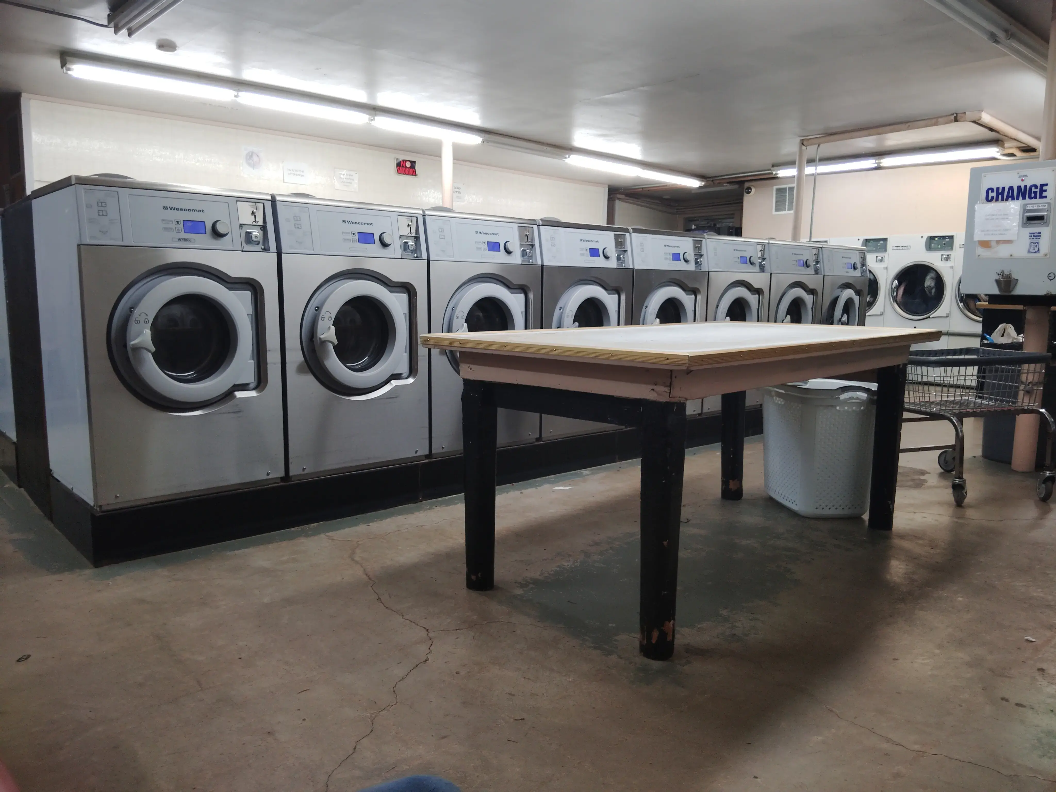 Dave's Econ-O-Wash & Dry Cleaning location