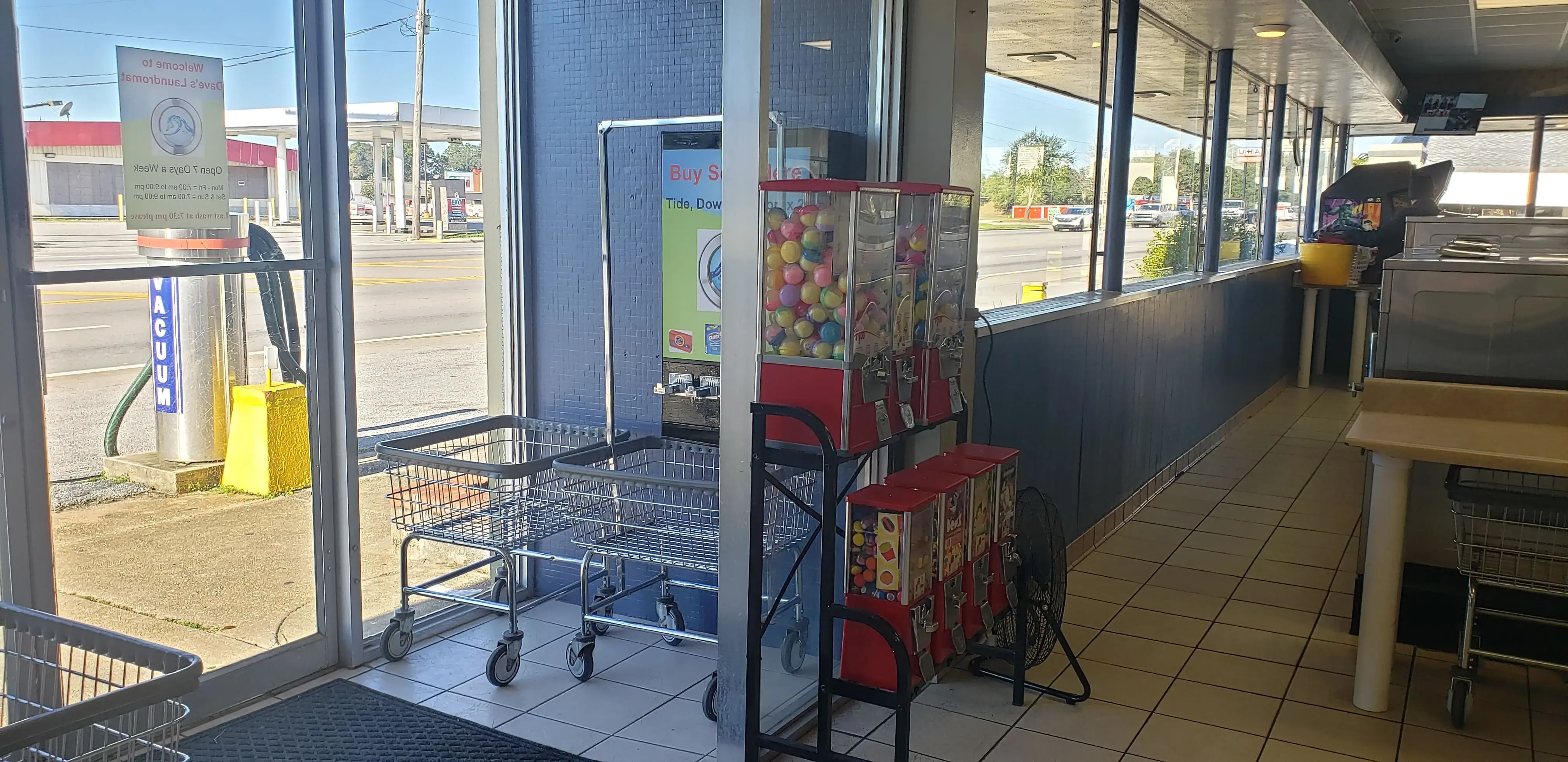 Dave's Laundromat - Image 11