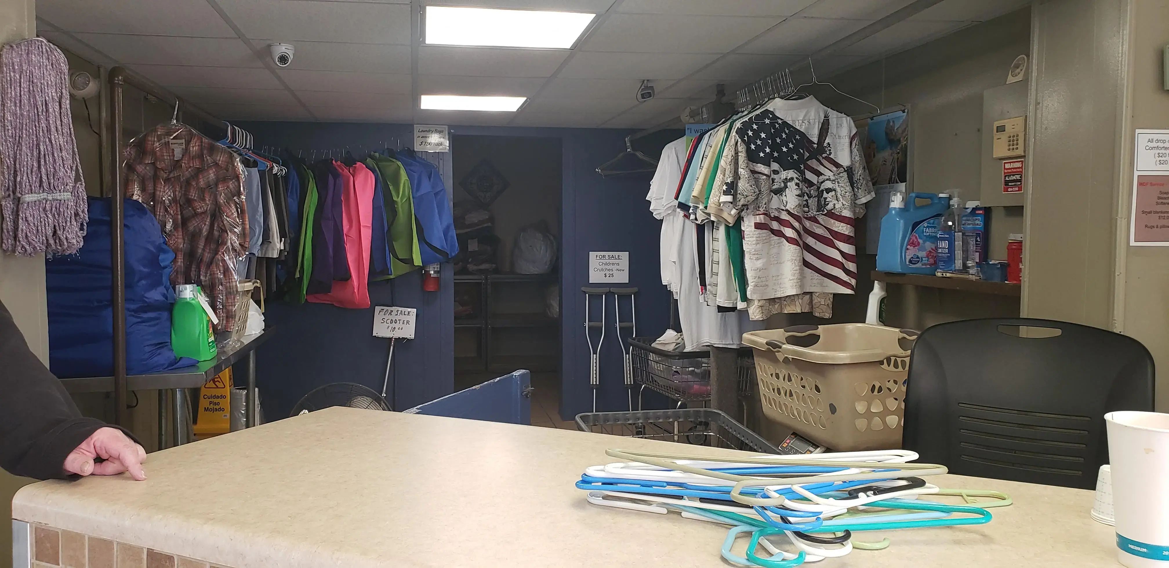 Dave's Laundromat thumbnail 19