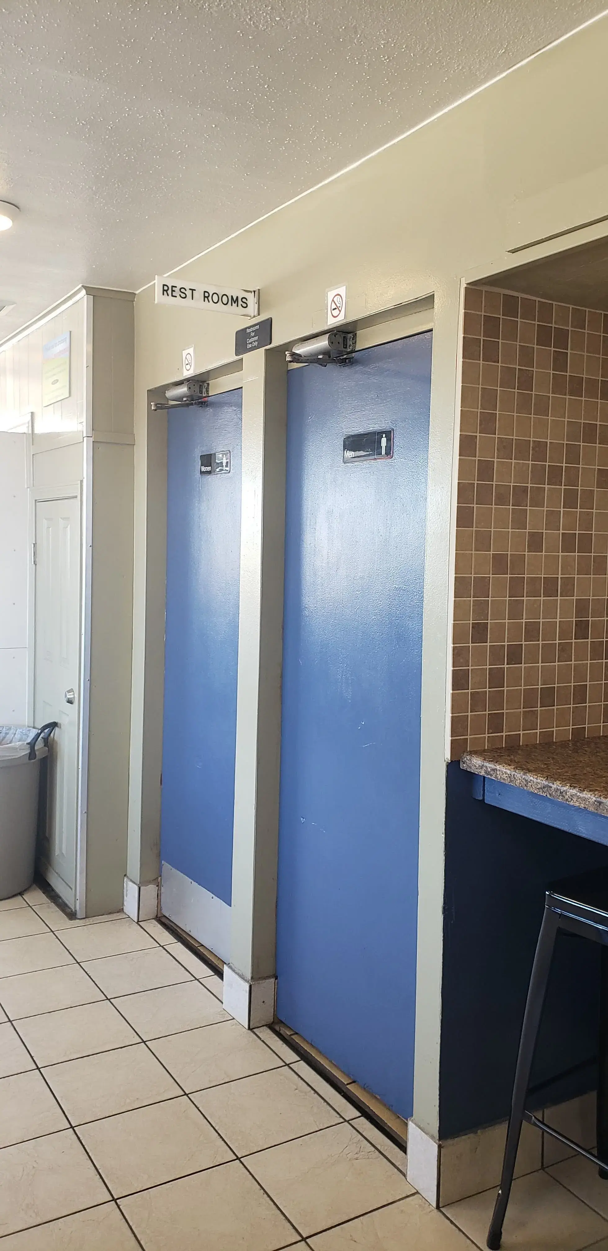 Dave's Laundromat - Image 7