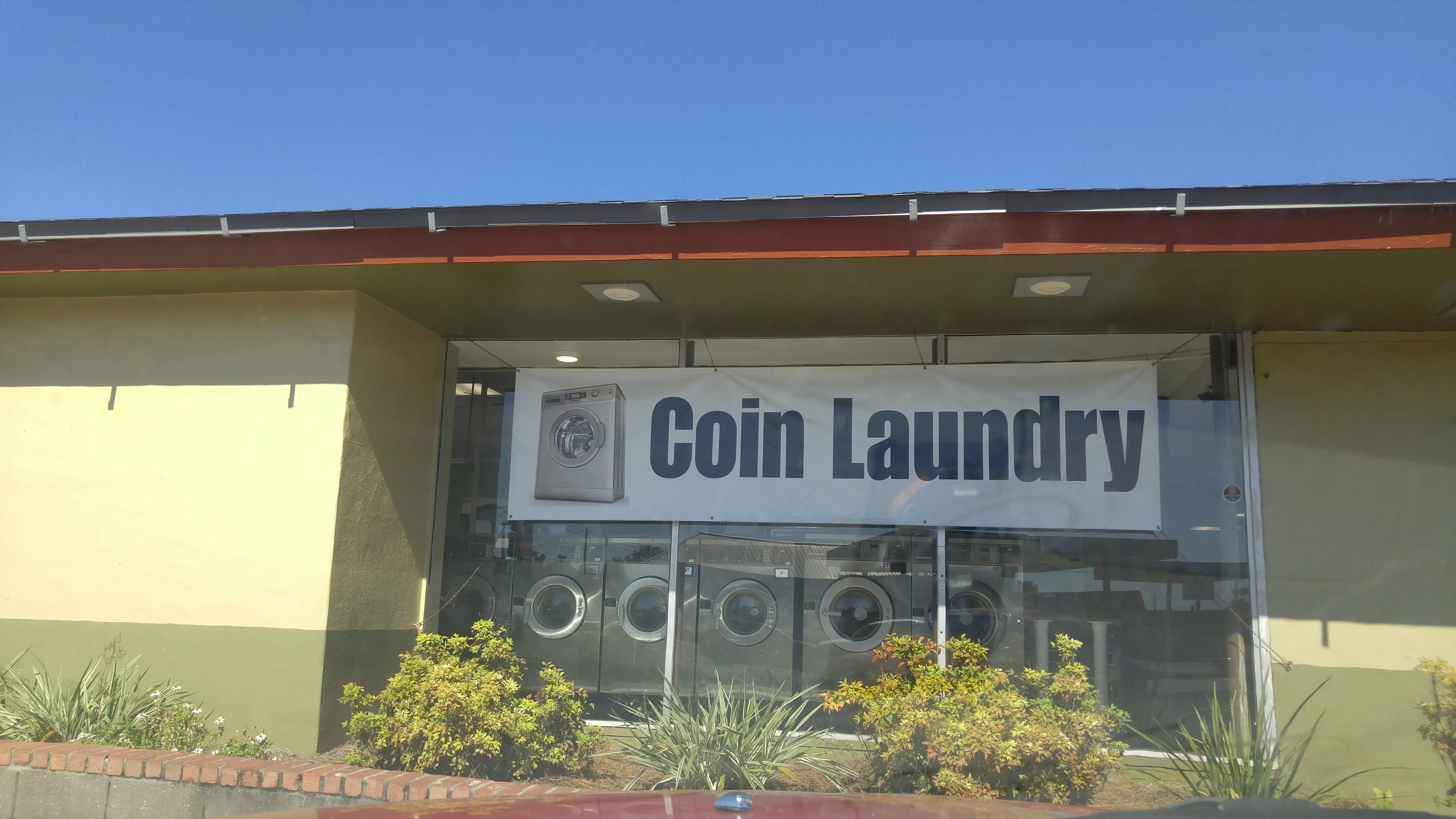 Dave's Laundromat thumbnail 15