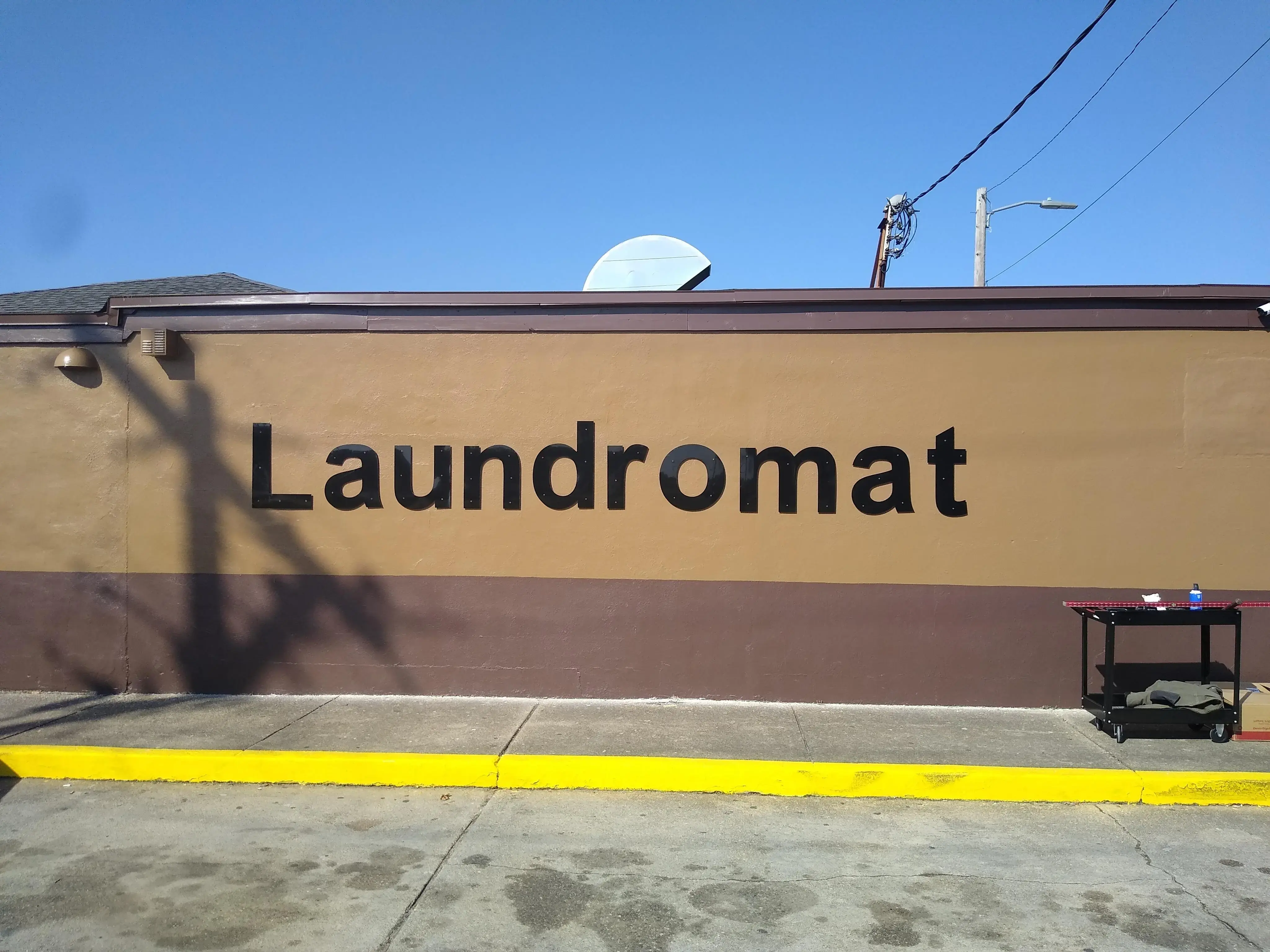 Dave's Laundromat - Image 18