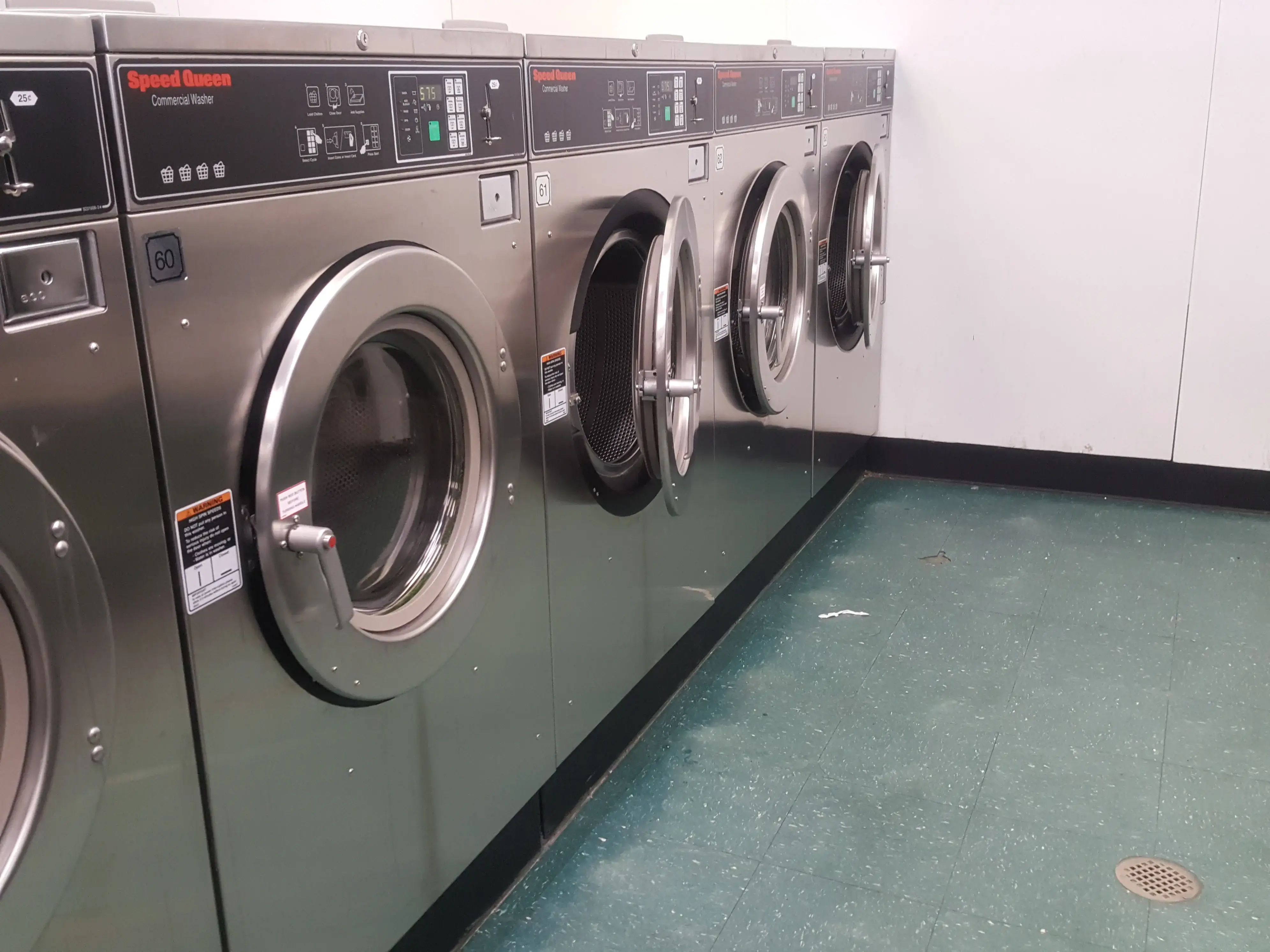 David's Laundry Palace location