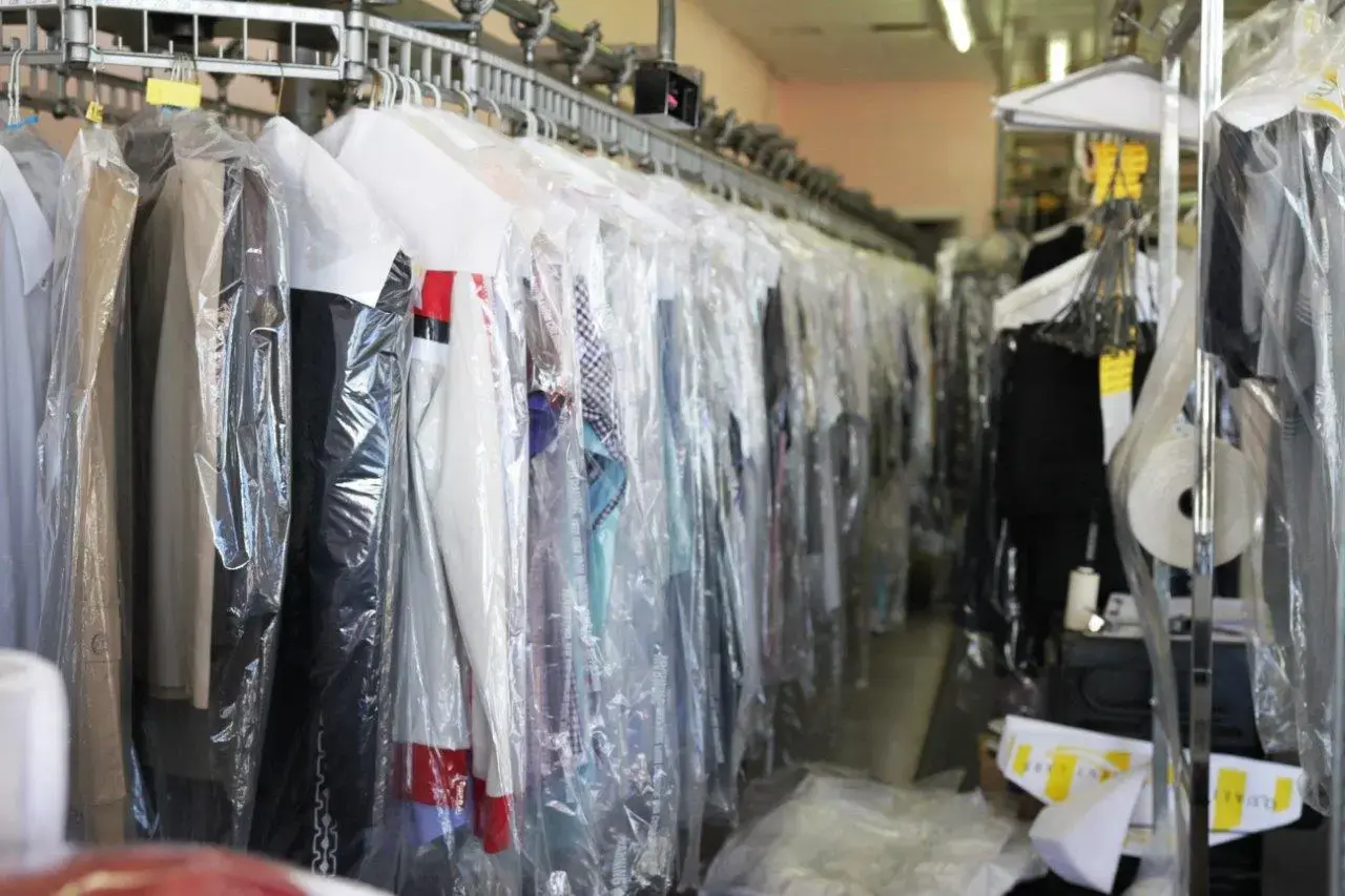 Davis Cleaners thumbnail 3