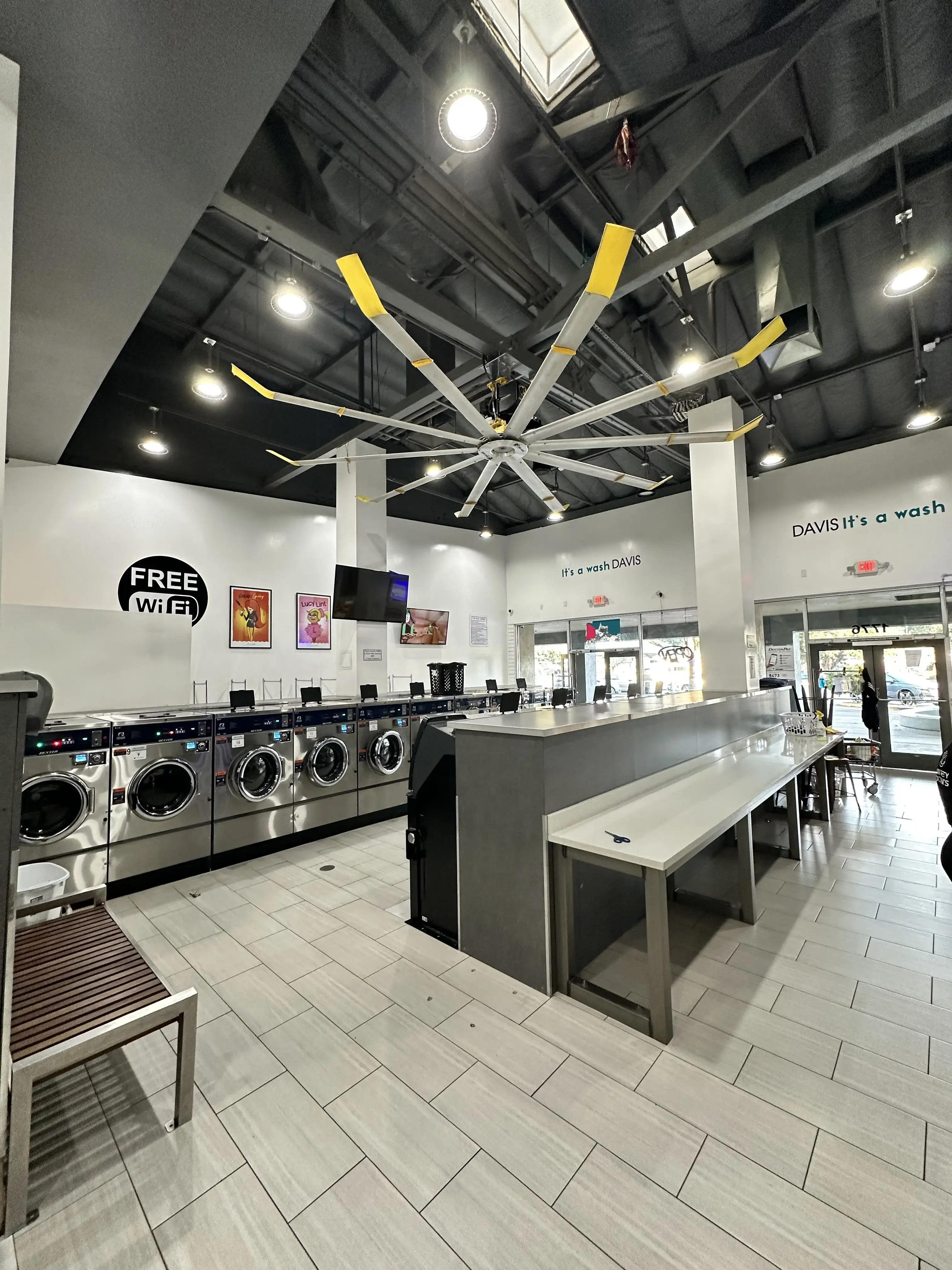Davis Laundry - Image 19