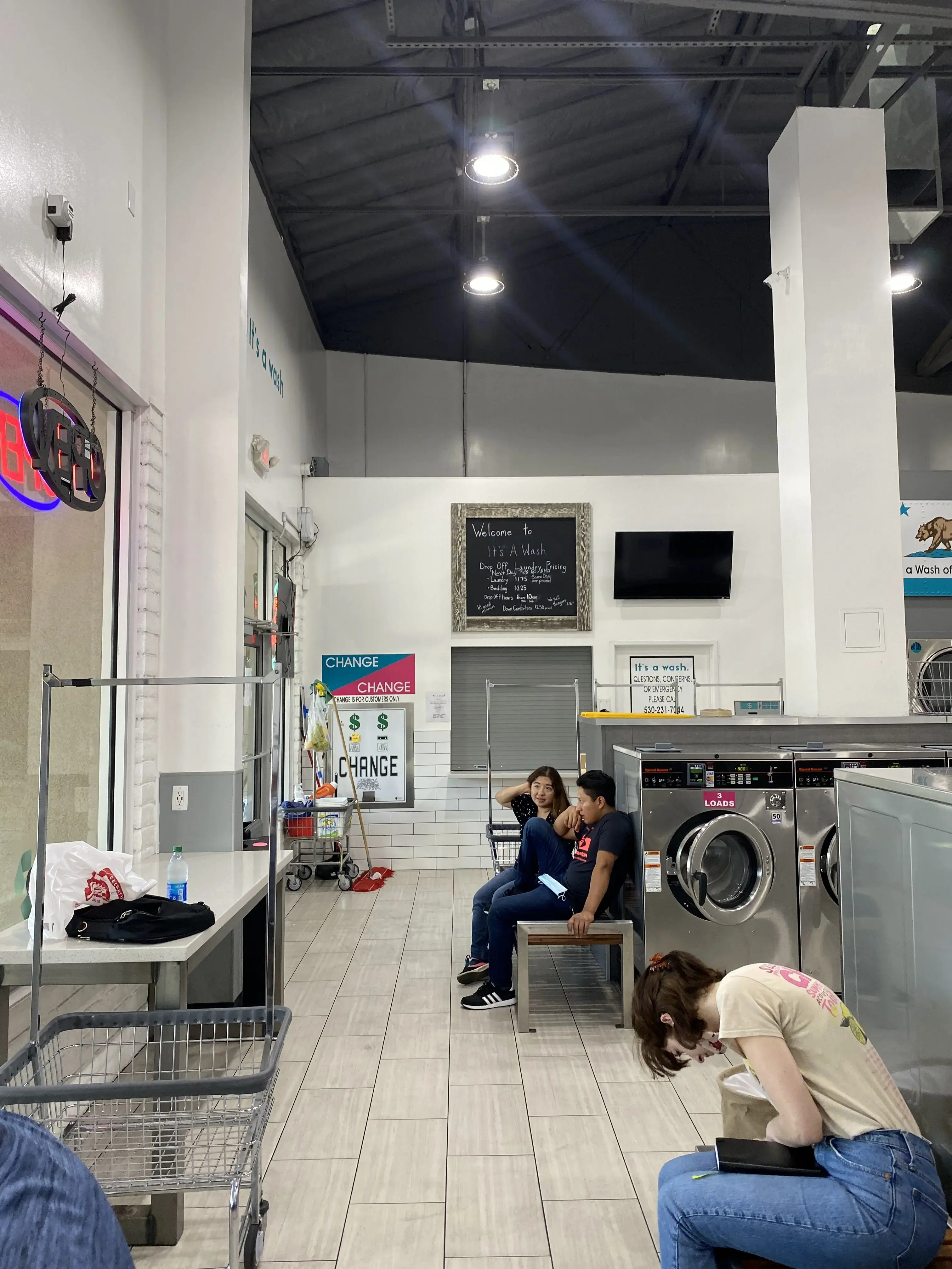 Davis Laundry thumbnail 9