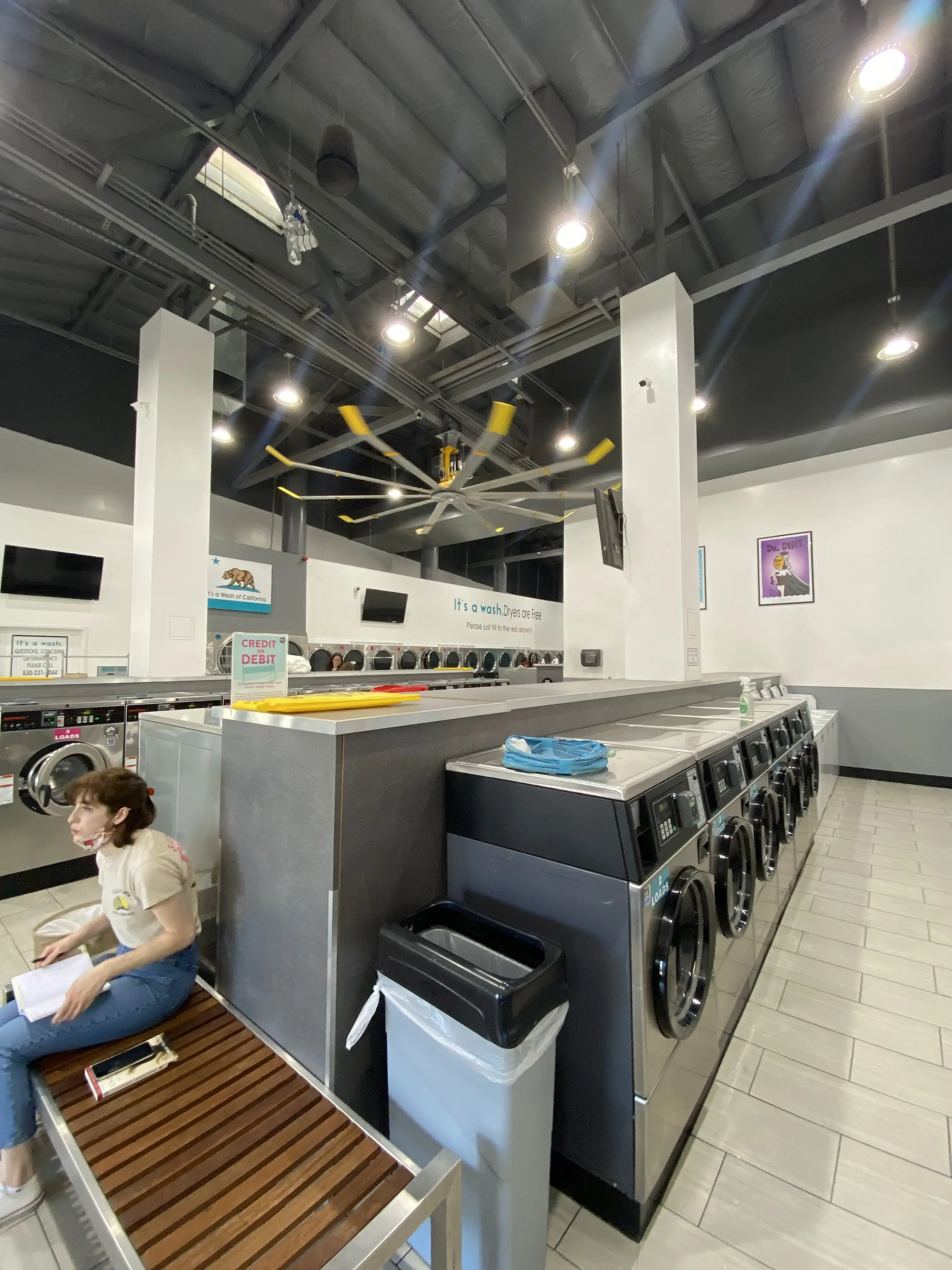 Davis Laundry - Image 7