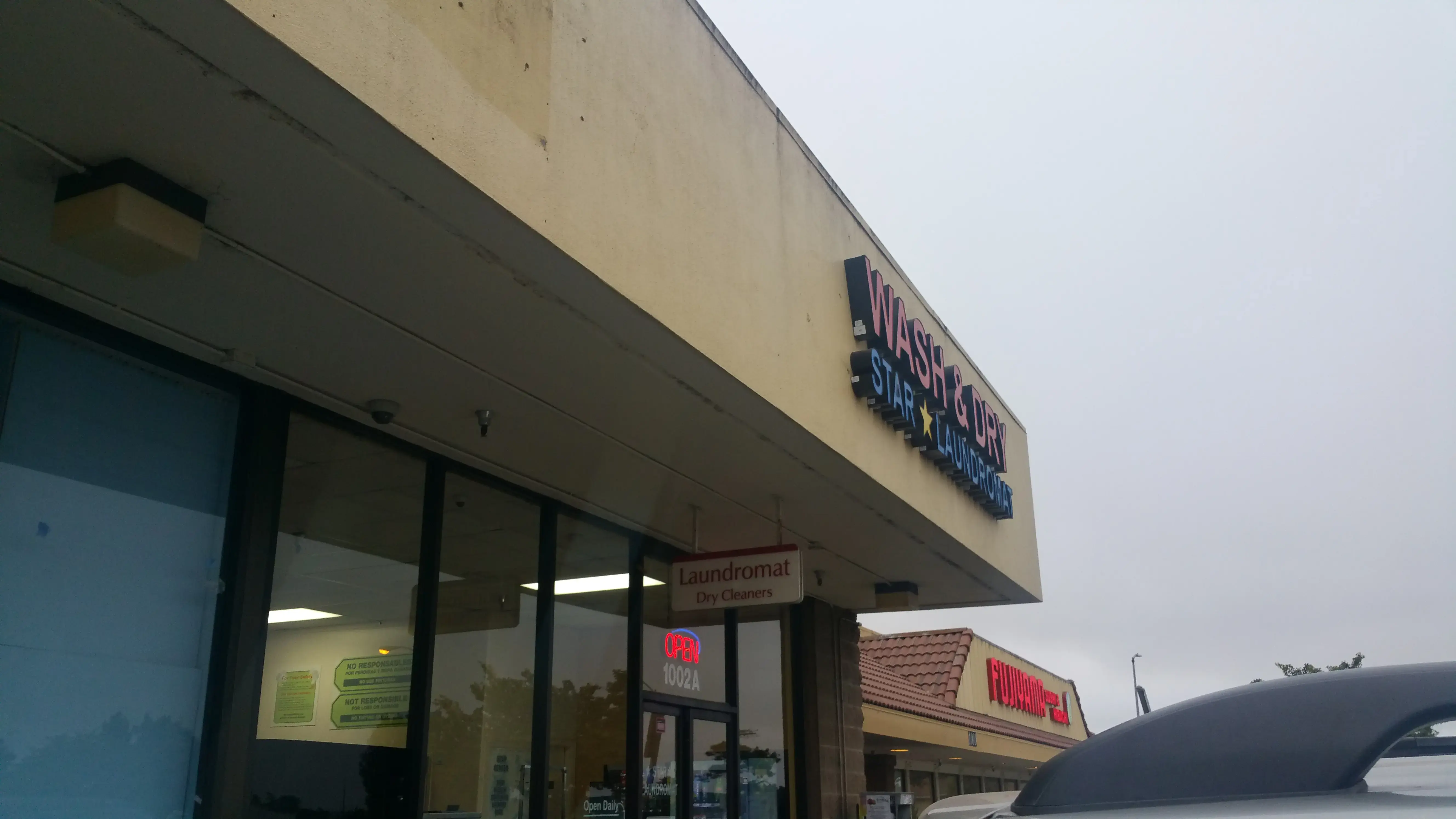 Davis Wash N Dry - Image 15