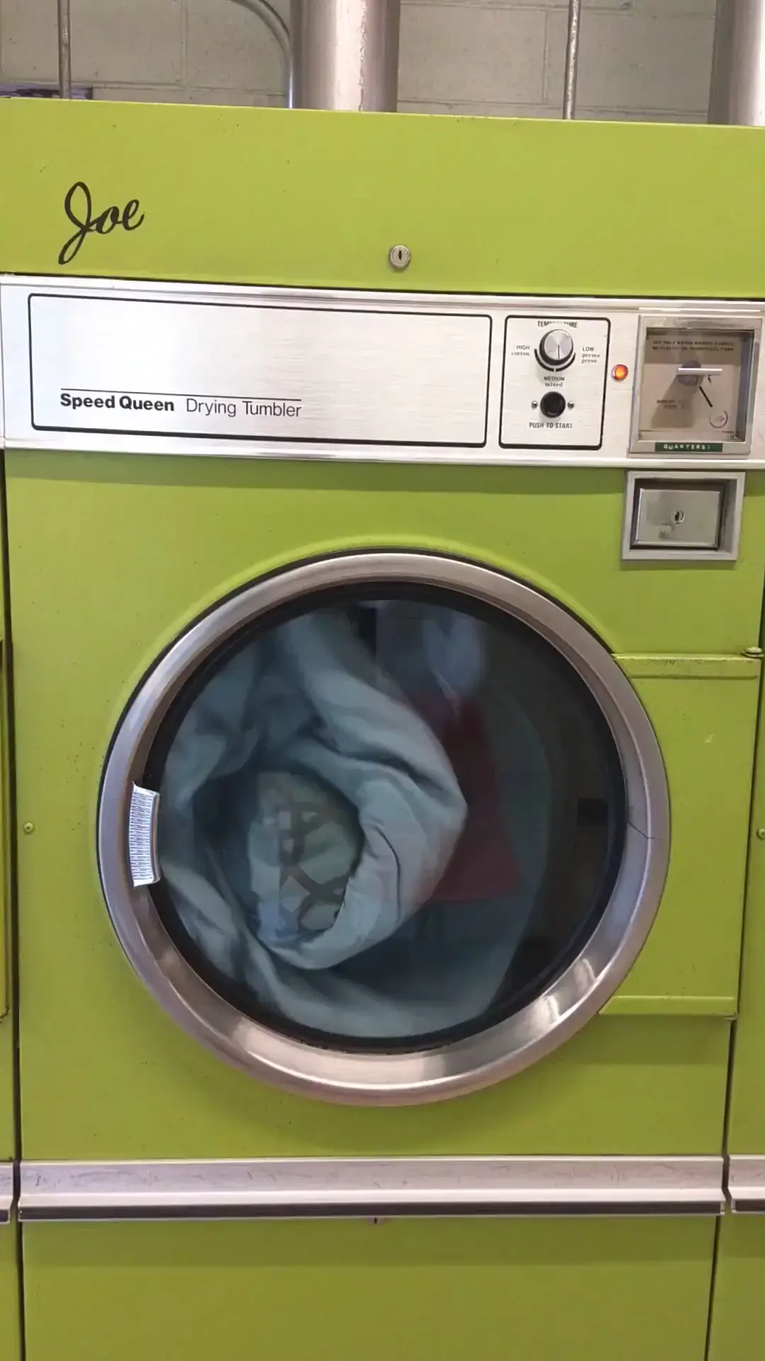 Day & Night Laundromat - Image 12