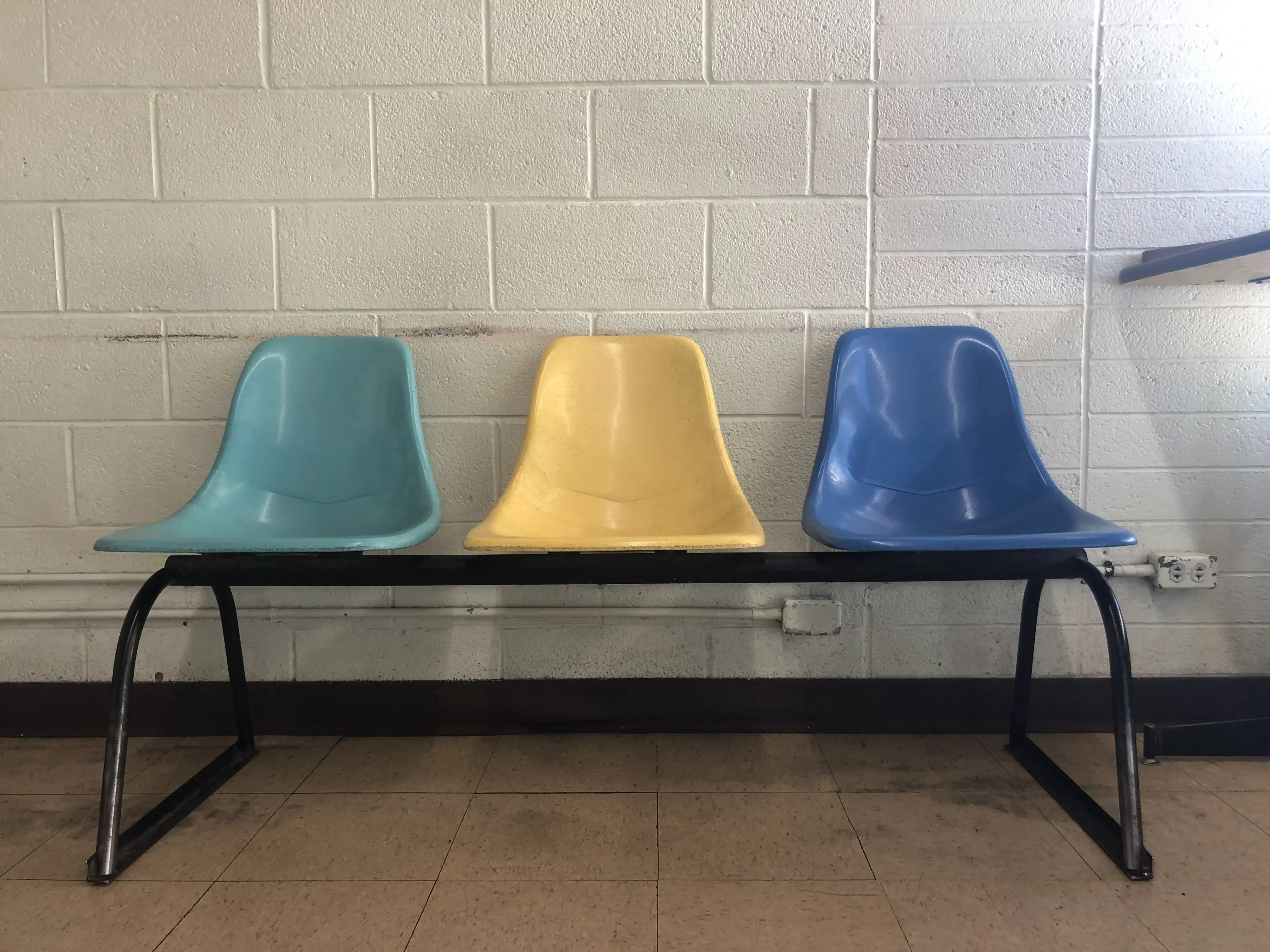 Day & Night Laundromat - Image 11