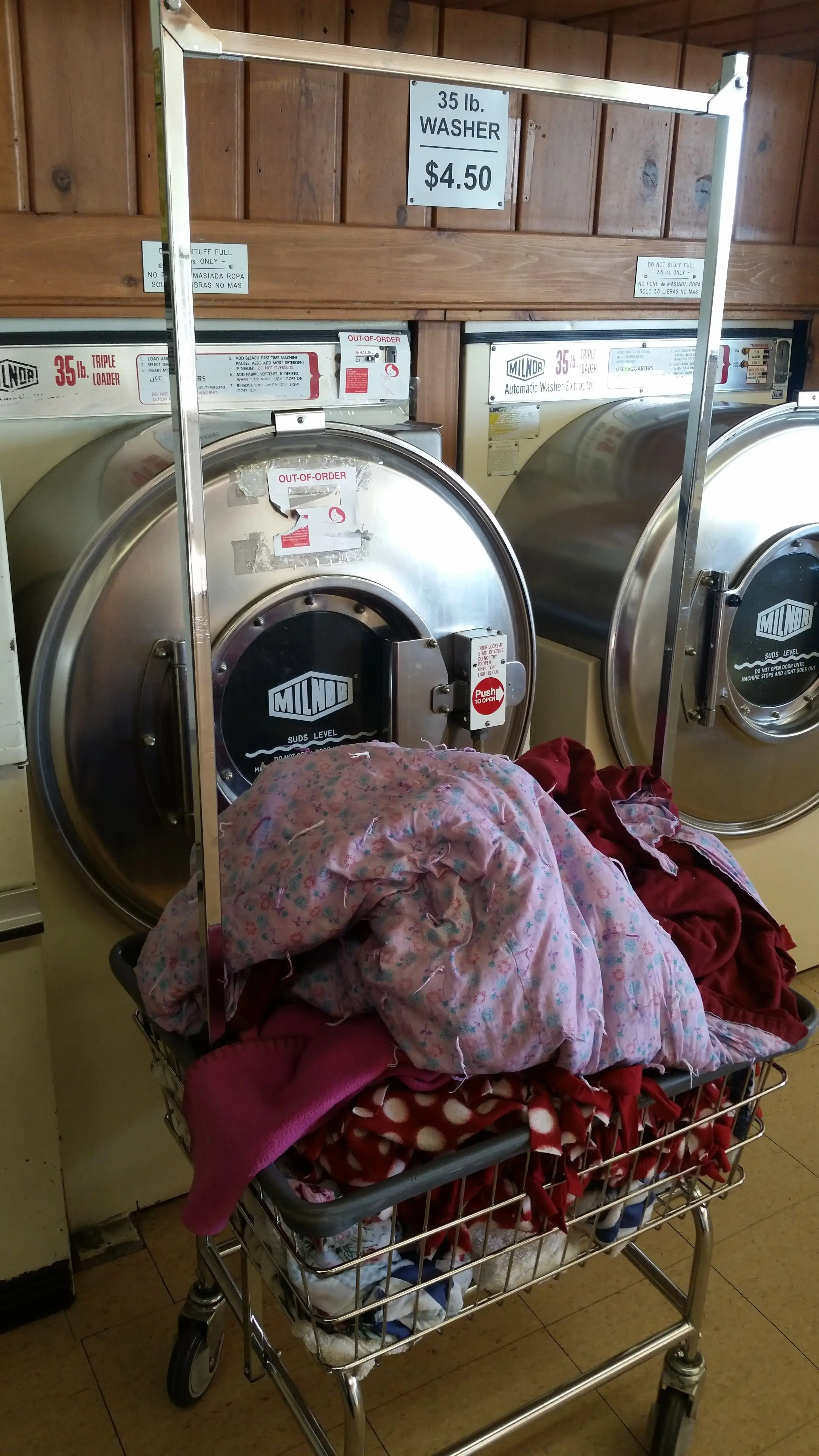 Day & Night Laundromat - Image 9