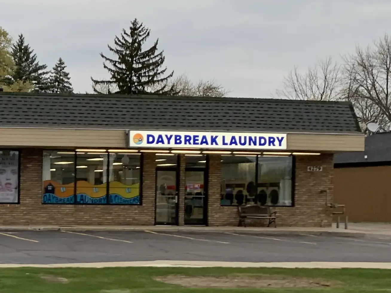 Daybreak Laundry - Image 2