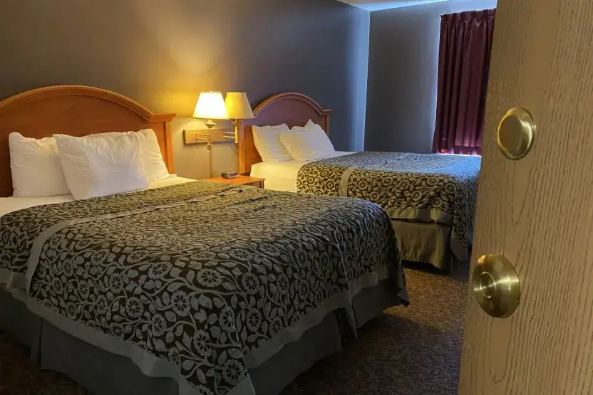 Days Inn Hotel & Governors' Waterpark, RV Park & Fitness Center thumbnail 18