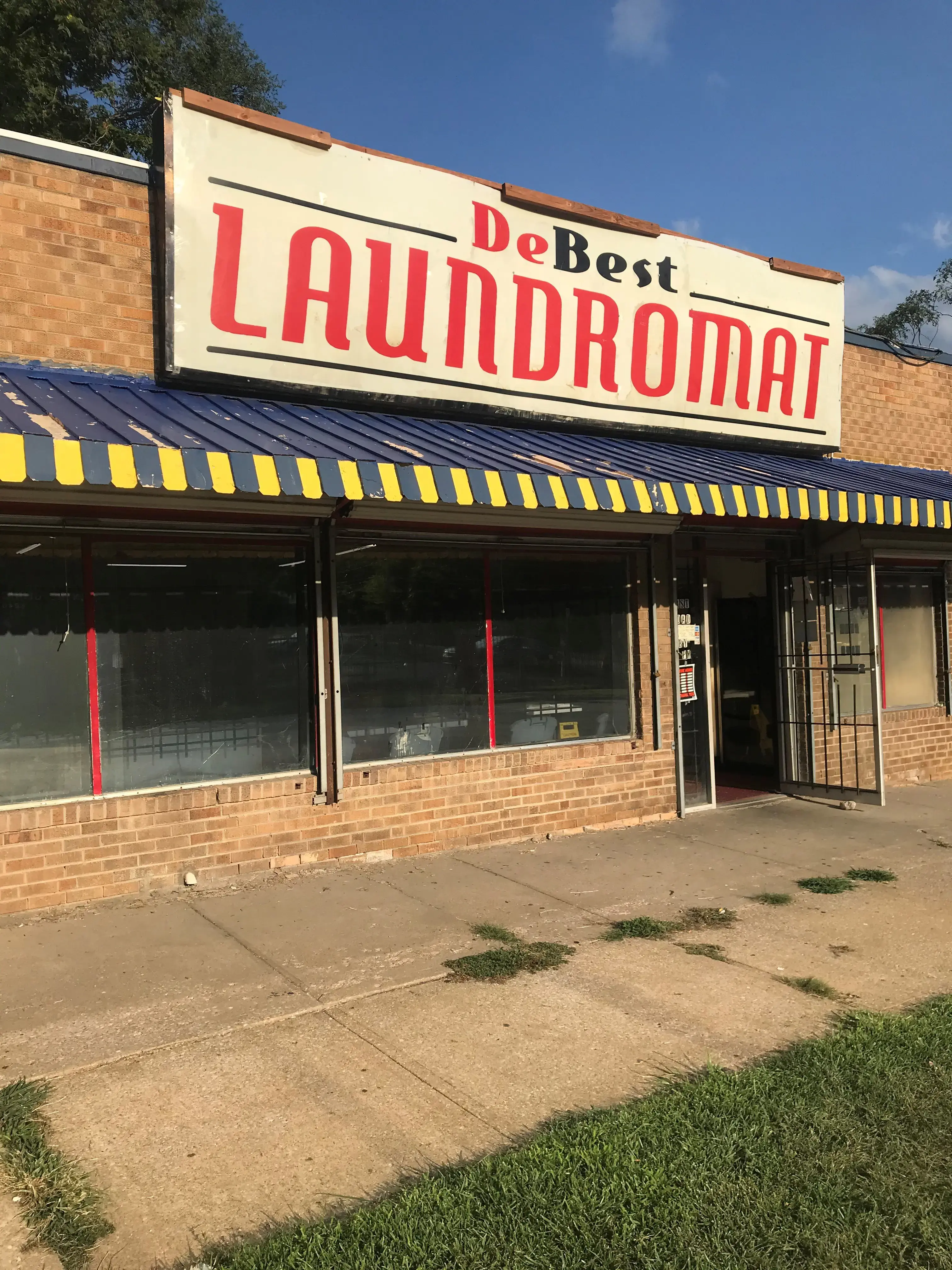 De Best Laundry & Dry Cleaning thumbnail 6