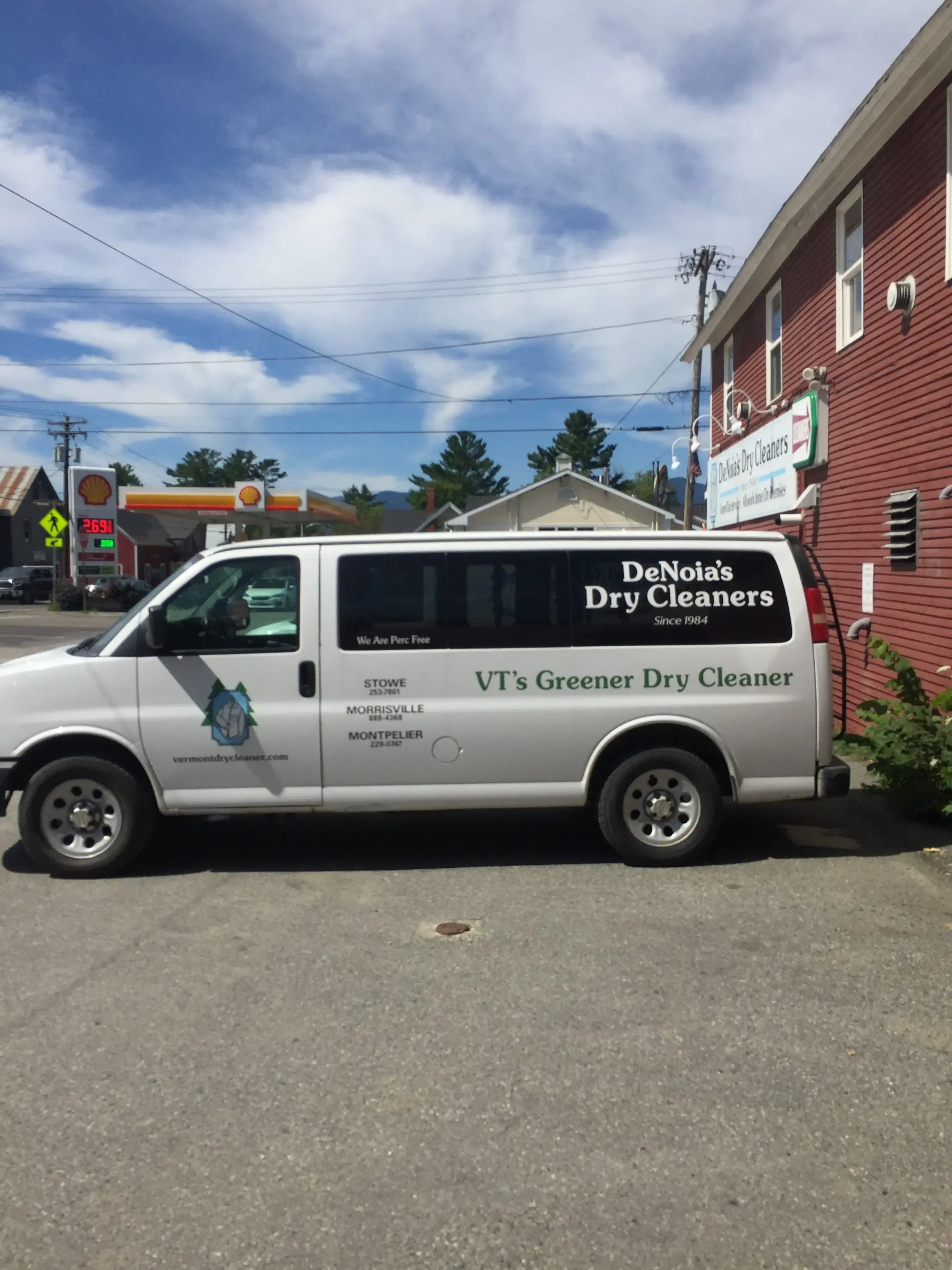 De Noia's Dry Cleaners - Image 2