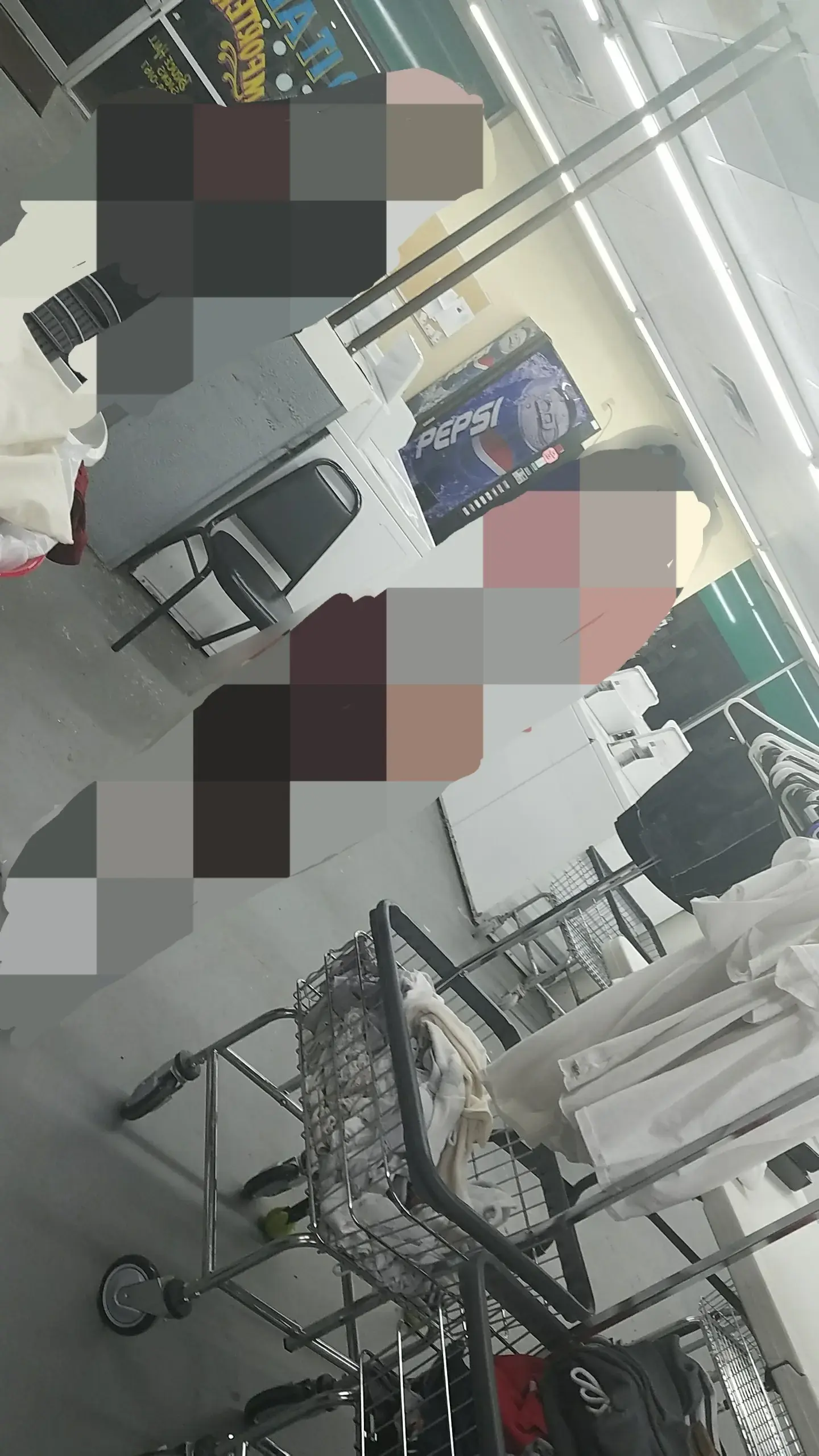 De Ville Coin-Op Laundry thumbnail 13