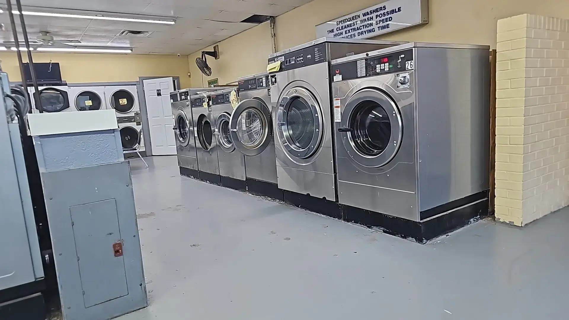 De Ville Coin-Op Laundry location