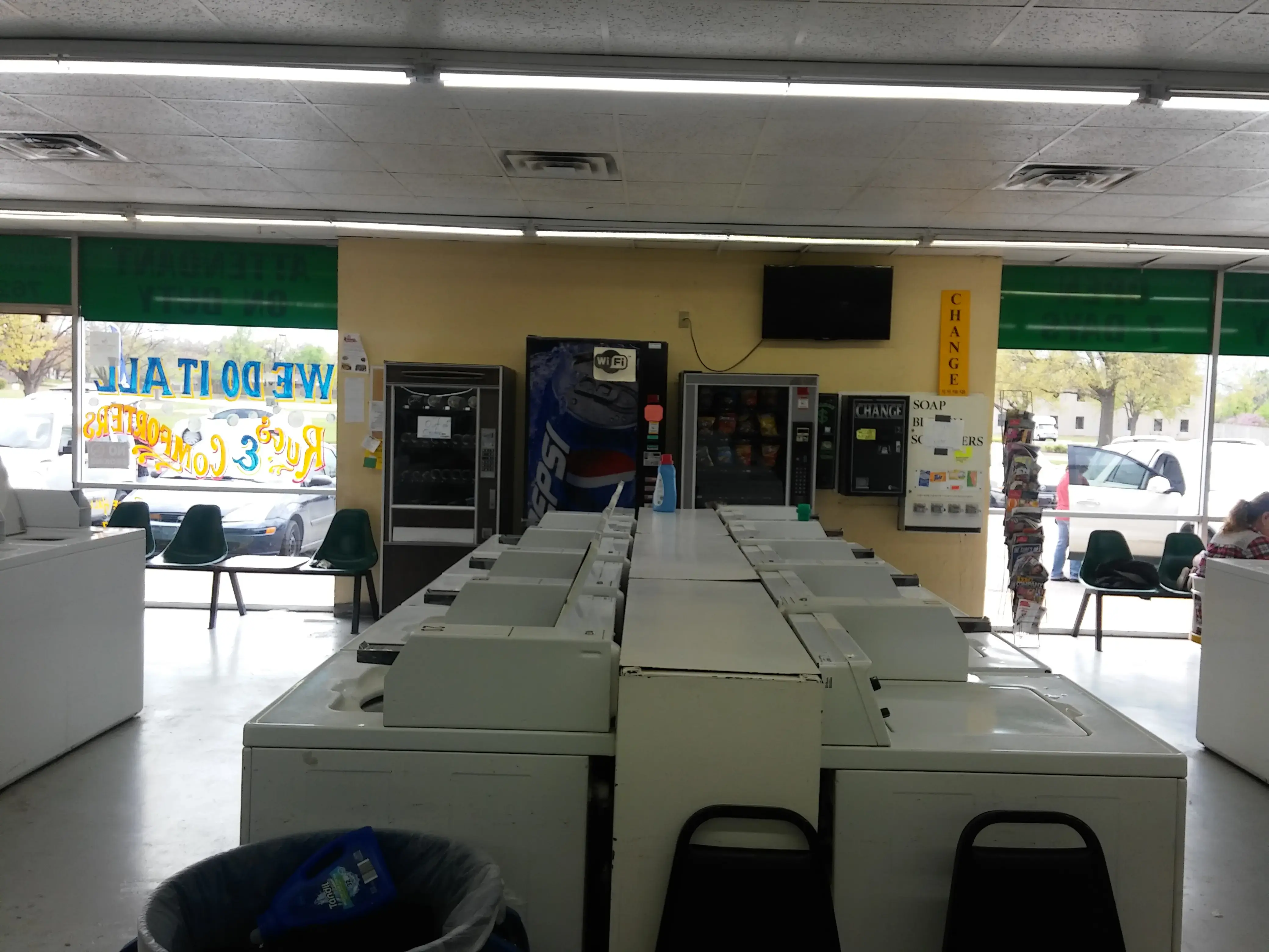 De Ville Coin-Op Laundry - Image 18