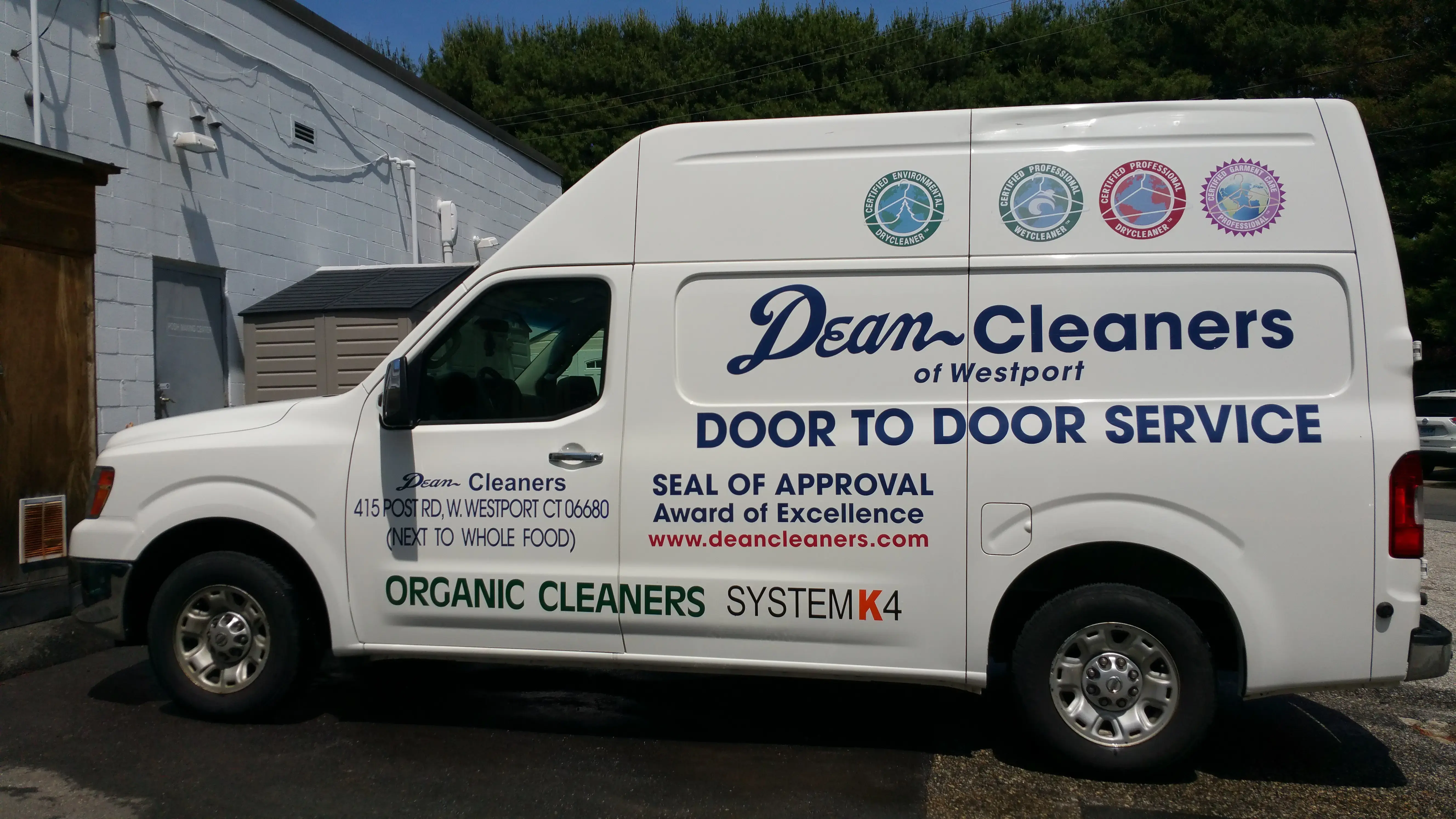 Dean Cleaners of Westport - Image 11