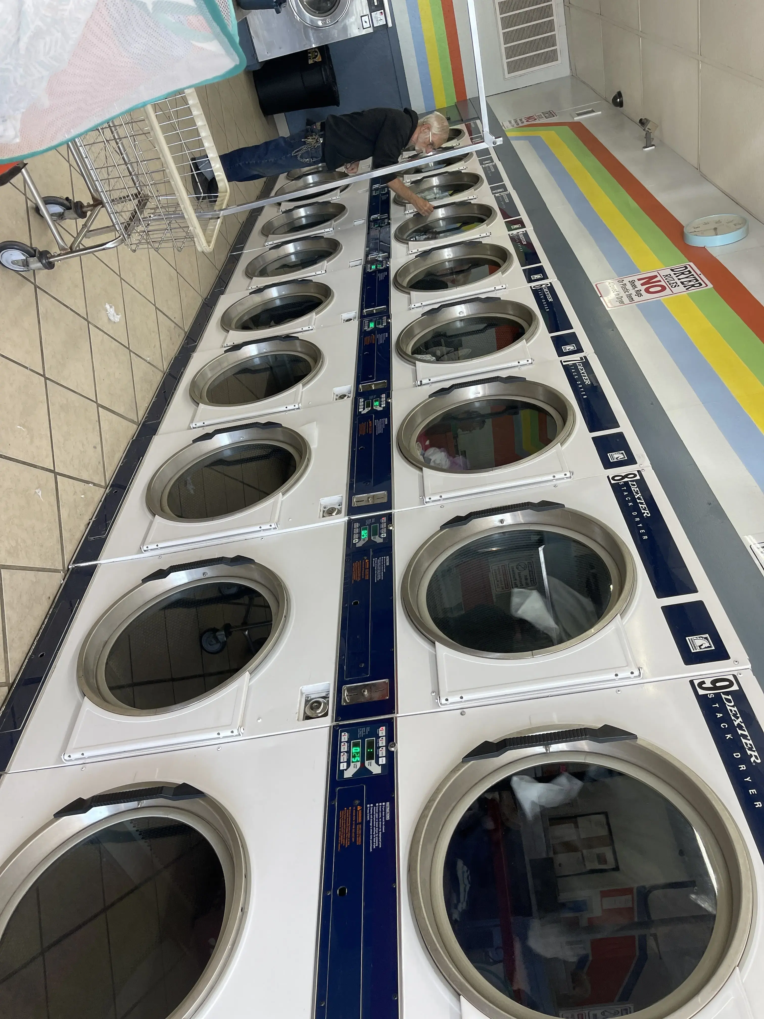 Dean's Laundry thumbnail 20