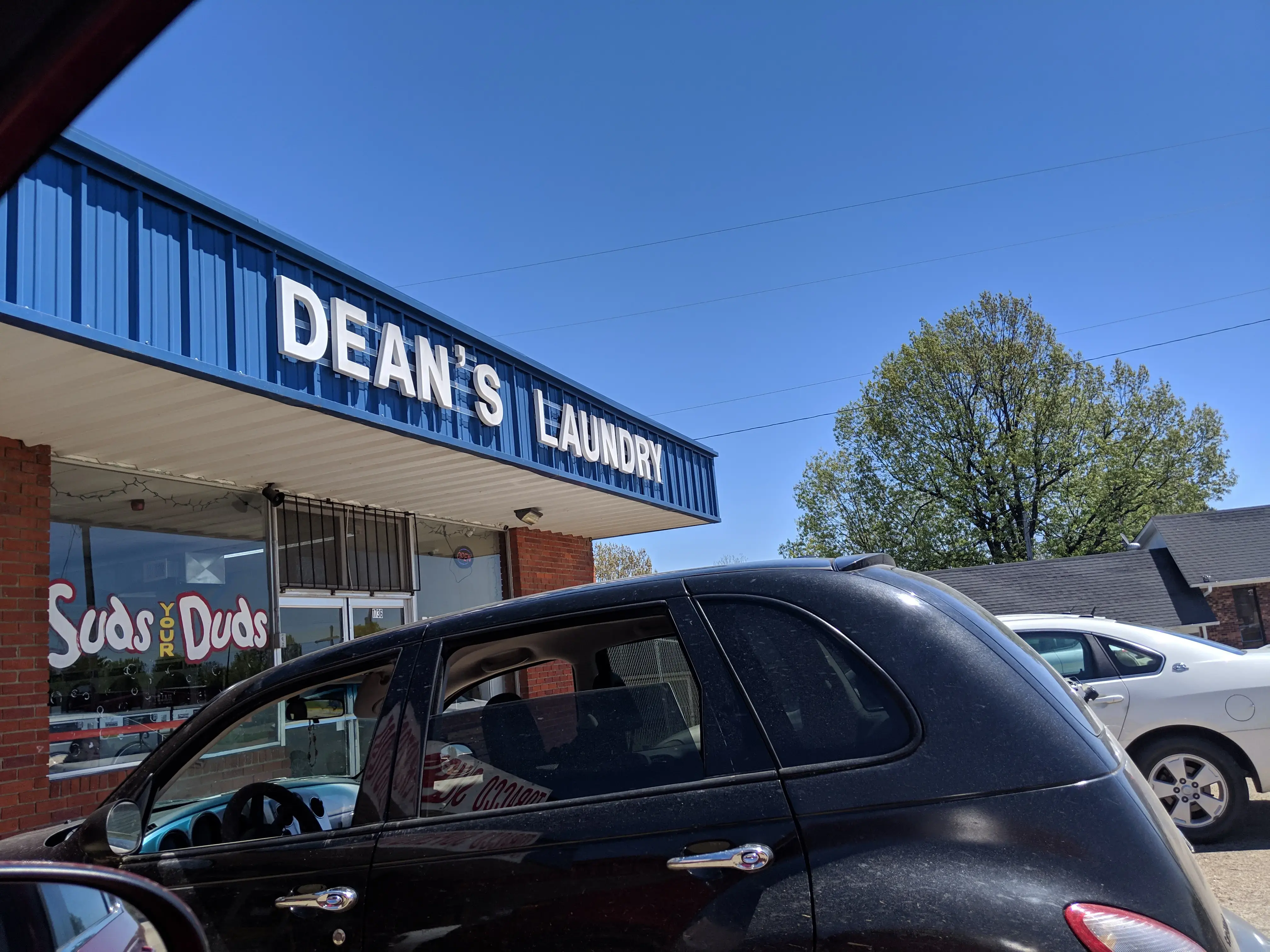 Dean's Laundry - Image 7