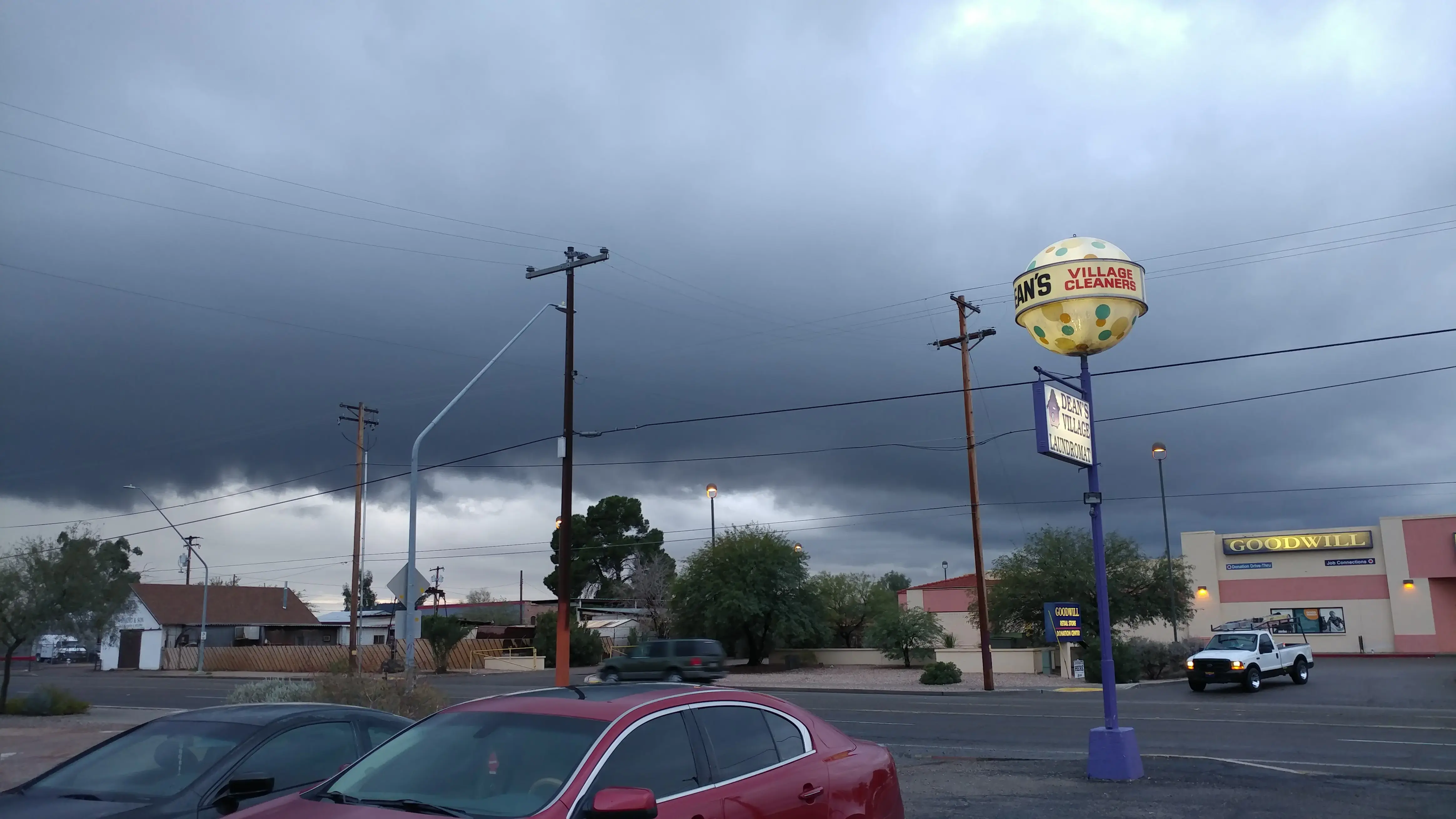 Dean's Village Laundromat thumbnail 4