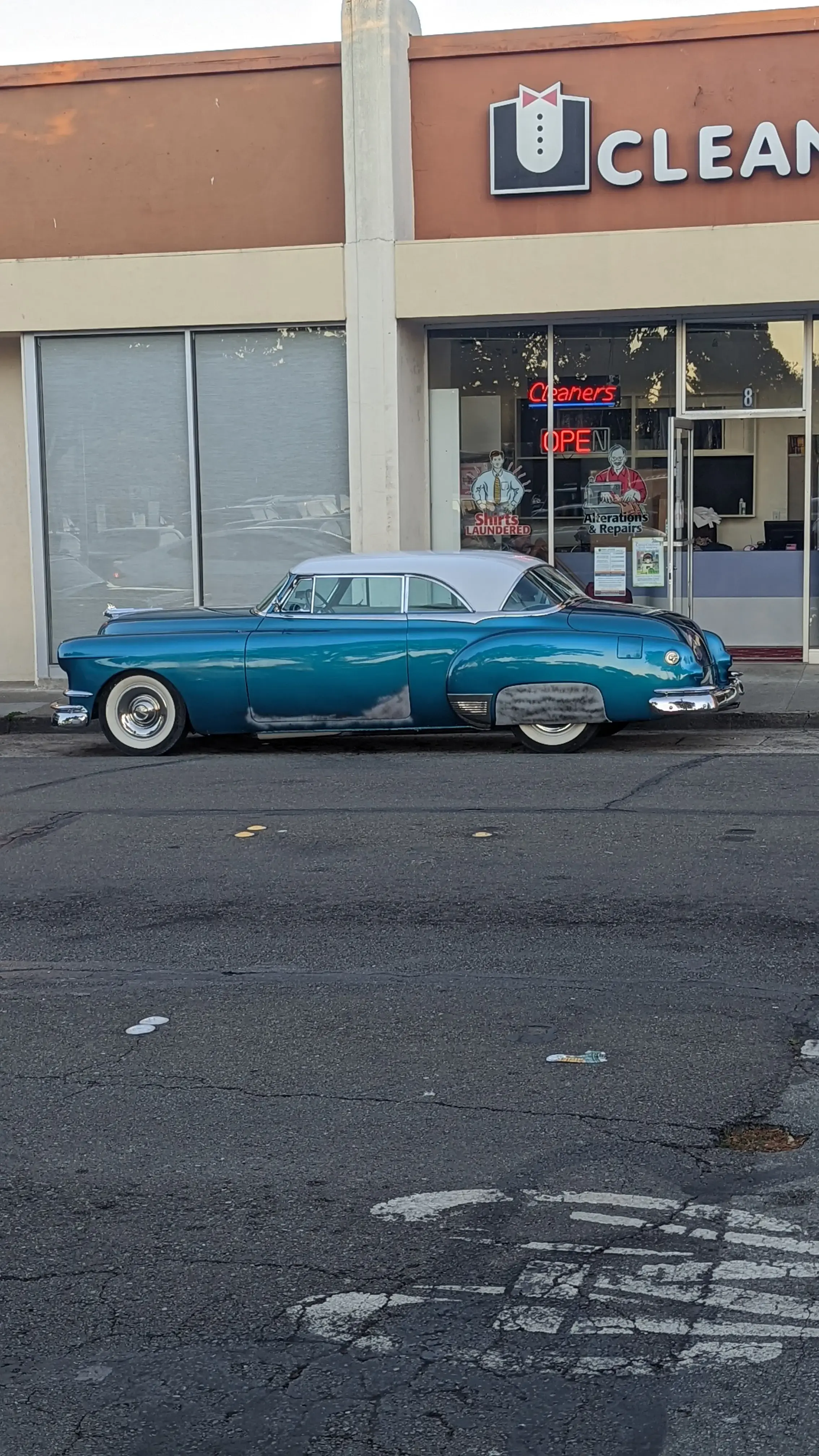 Debbie's Dry Cleaners - Image 2
