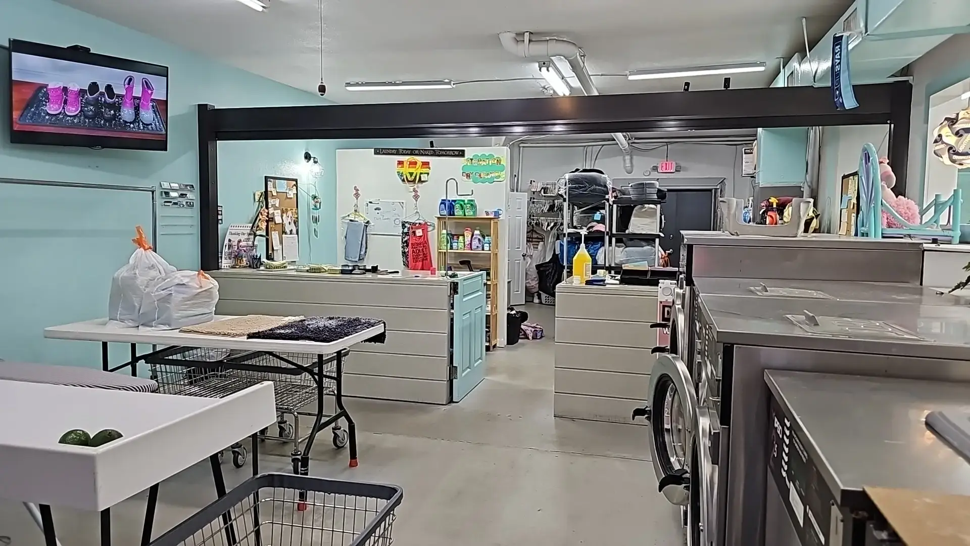 Deb's Laundry - Image 13