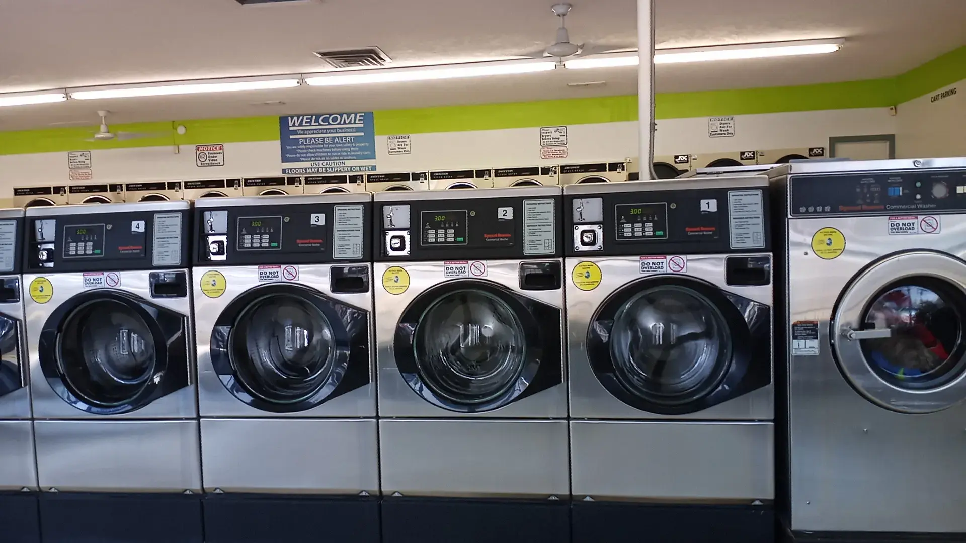 Del Rio Laundry - Image 15