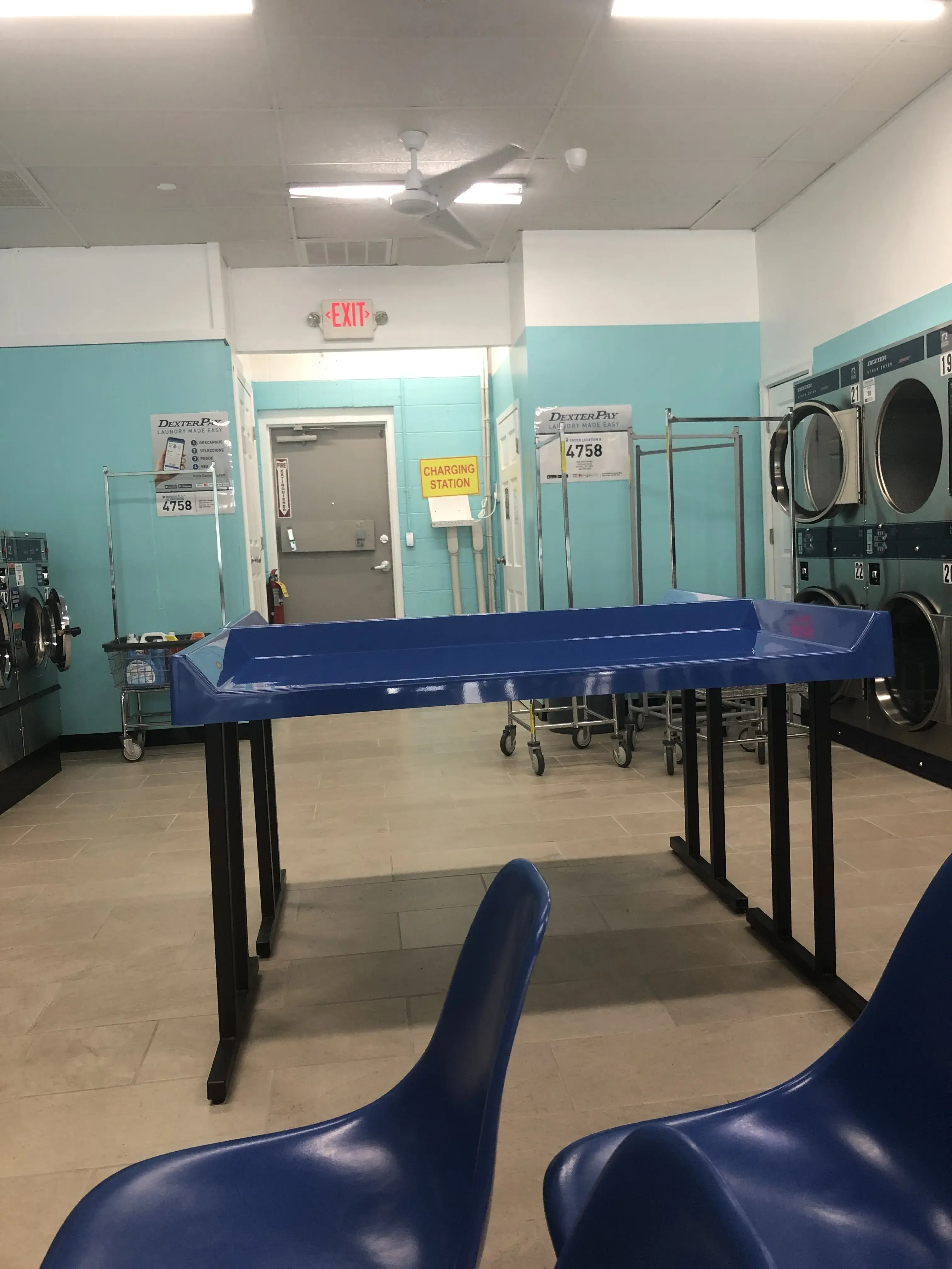 Delk Road Coin Laundromat - Image 12