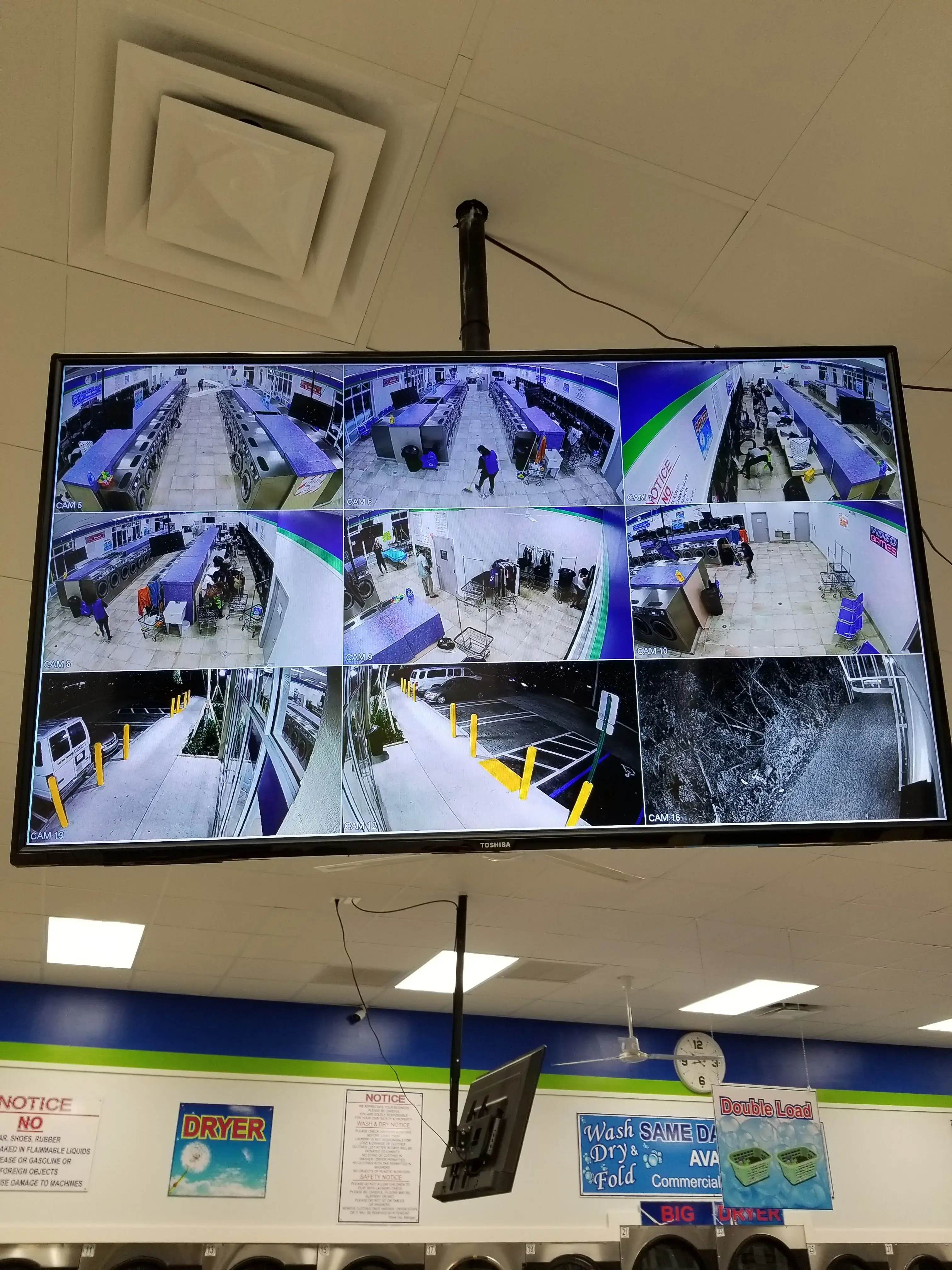 DELRAY CITY LAUNDROMAT - Image 19