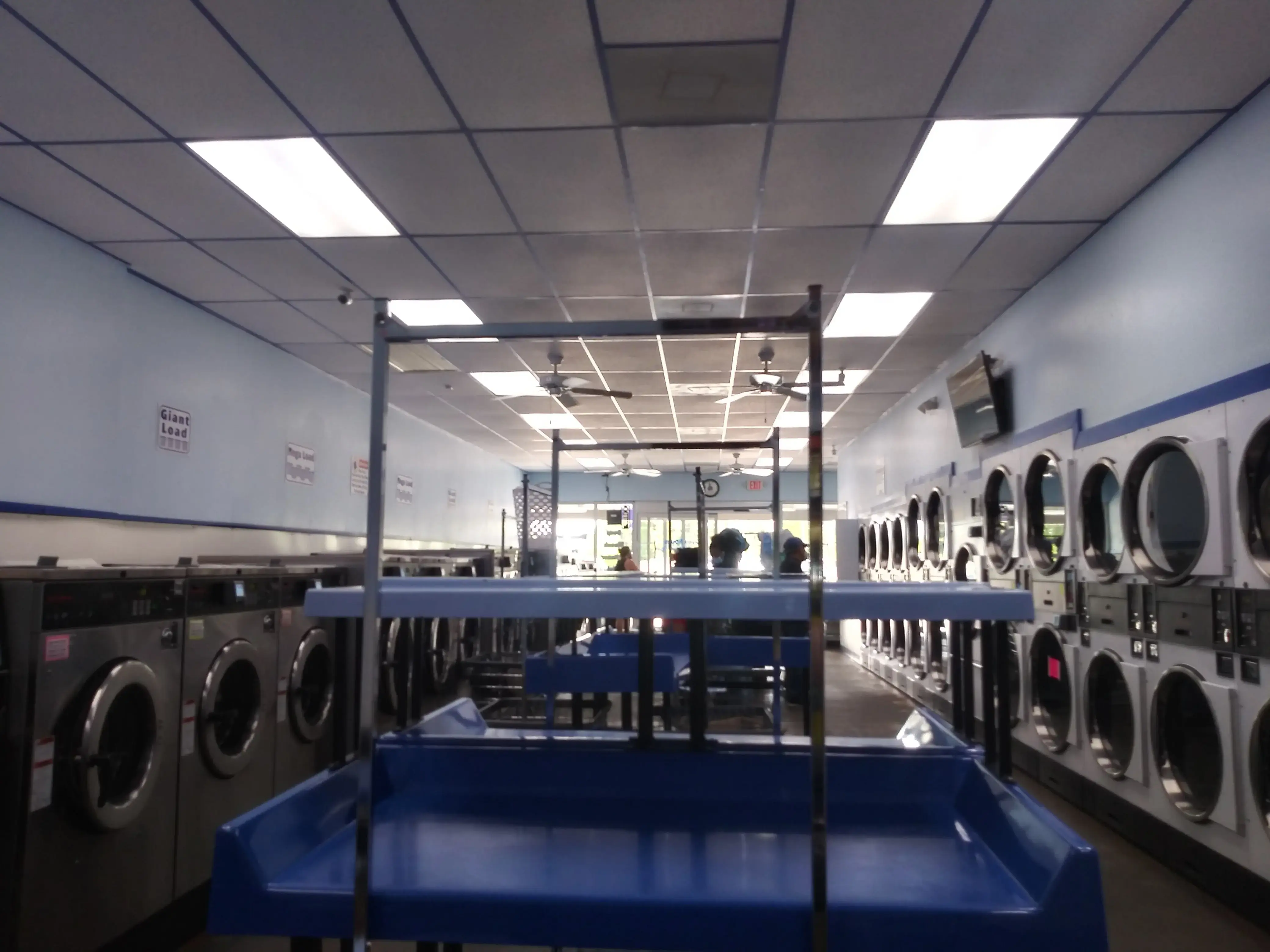 Deltona Plaza Laundry thumbnail 18