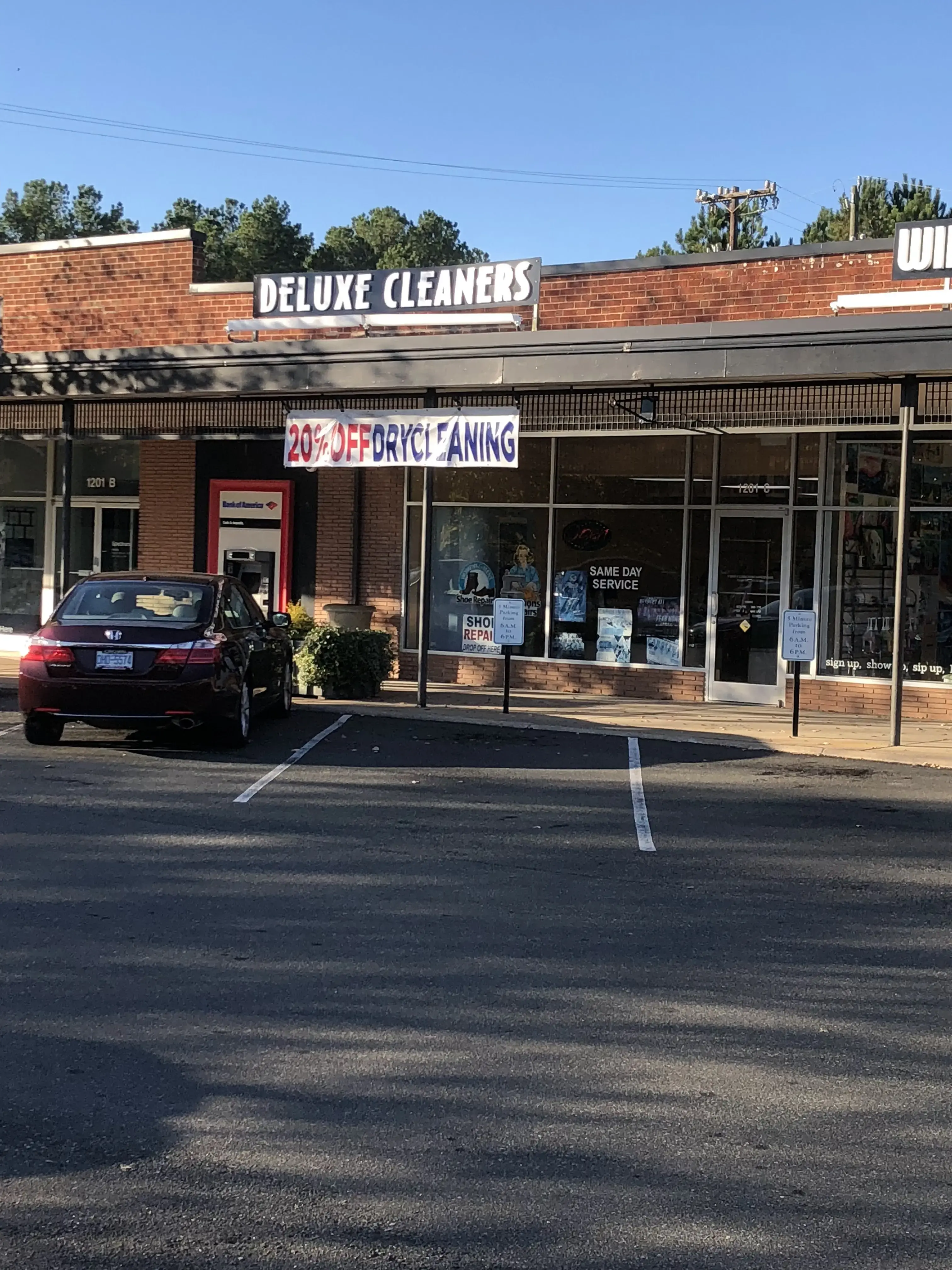 Deluxe Cleaners - Image 6