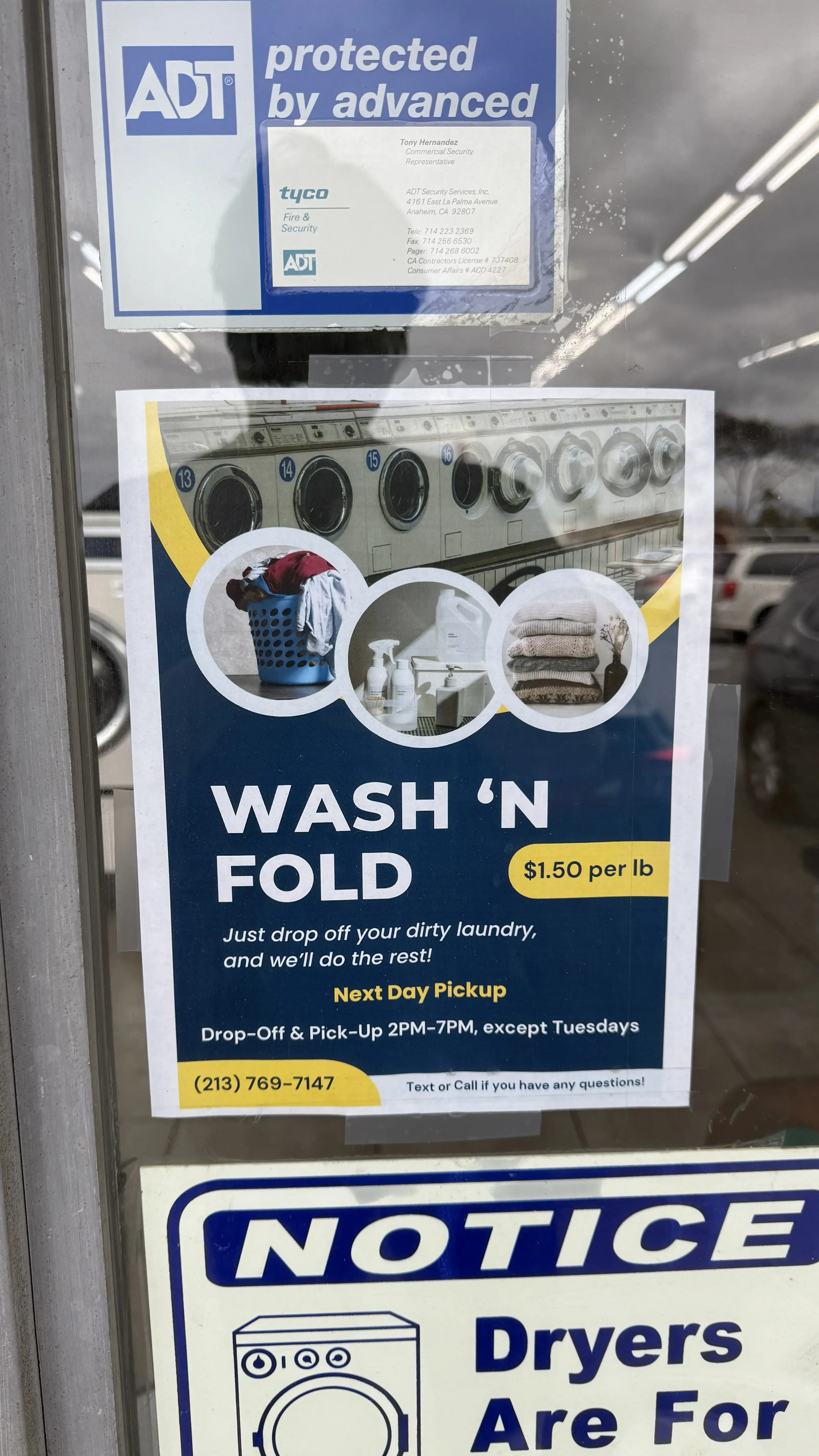 Deluxe Laundromat/ Lavanderia & Water | Open 24 Hours - Image 6
