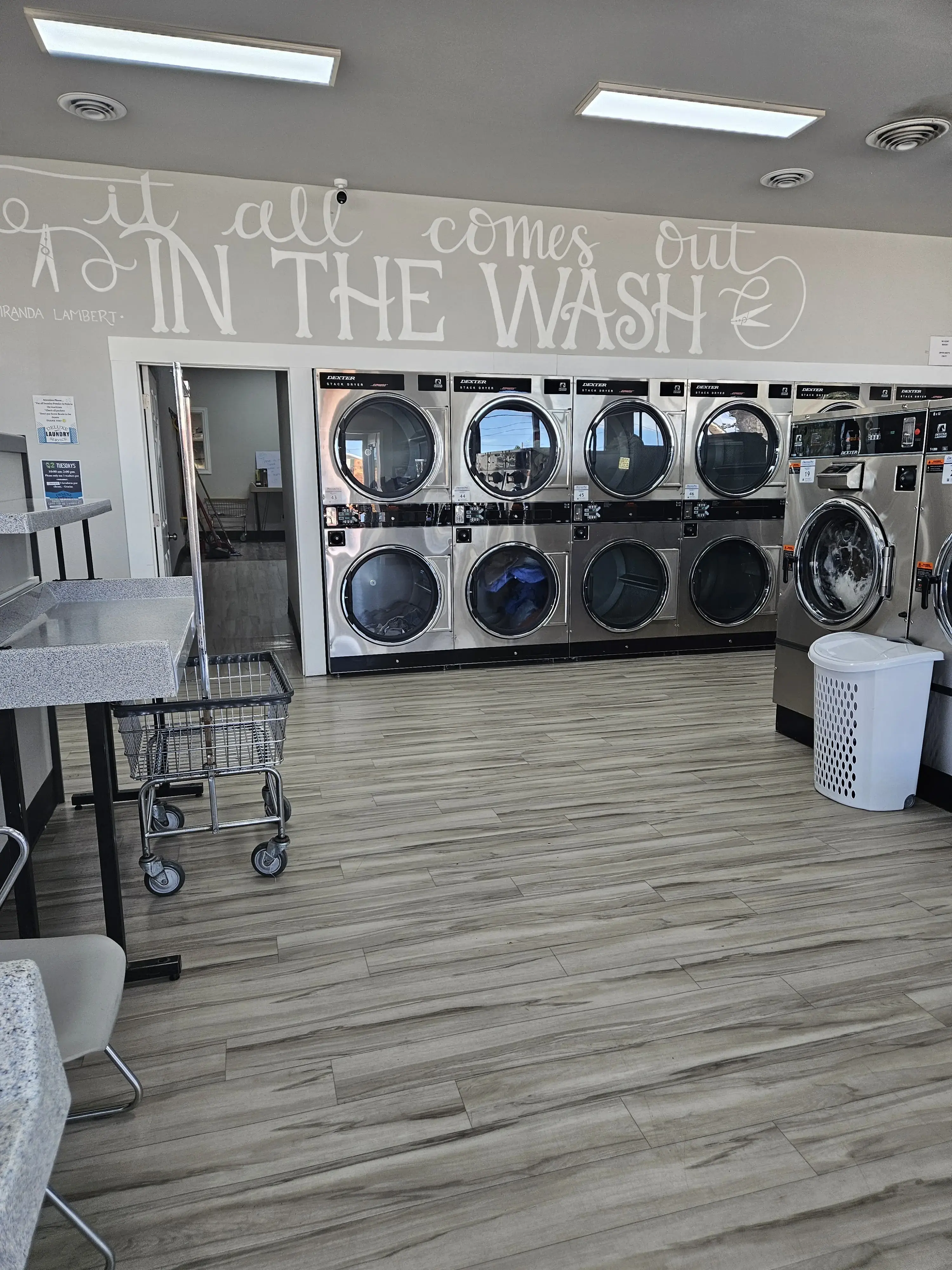 Deluxe Laundry Service - Image 8