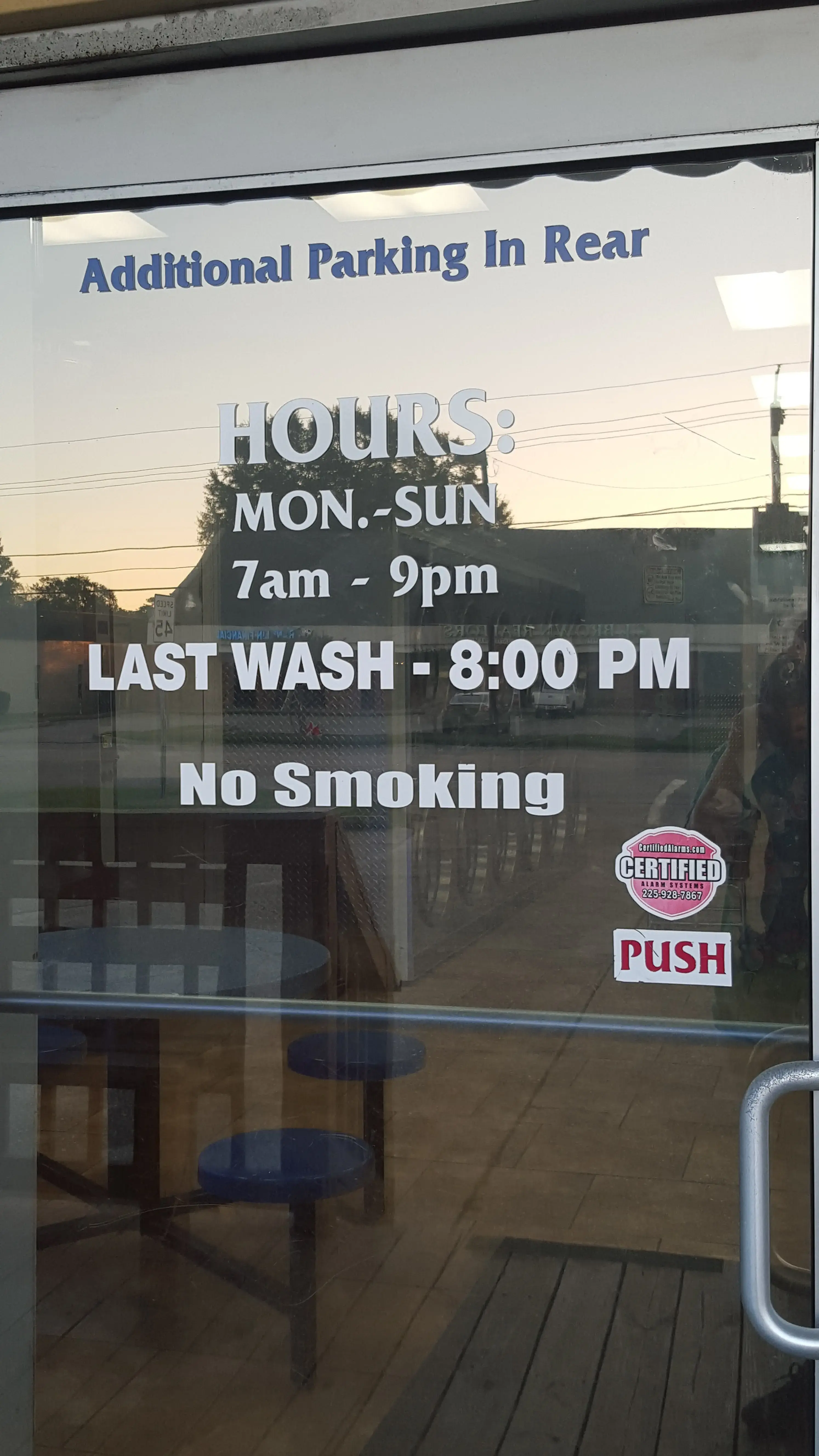 Denham Springs Coin Laundry - Image 4