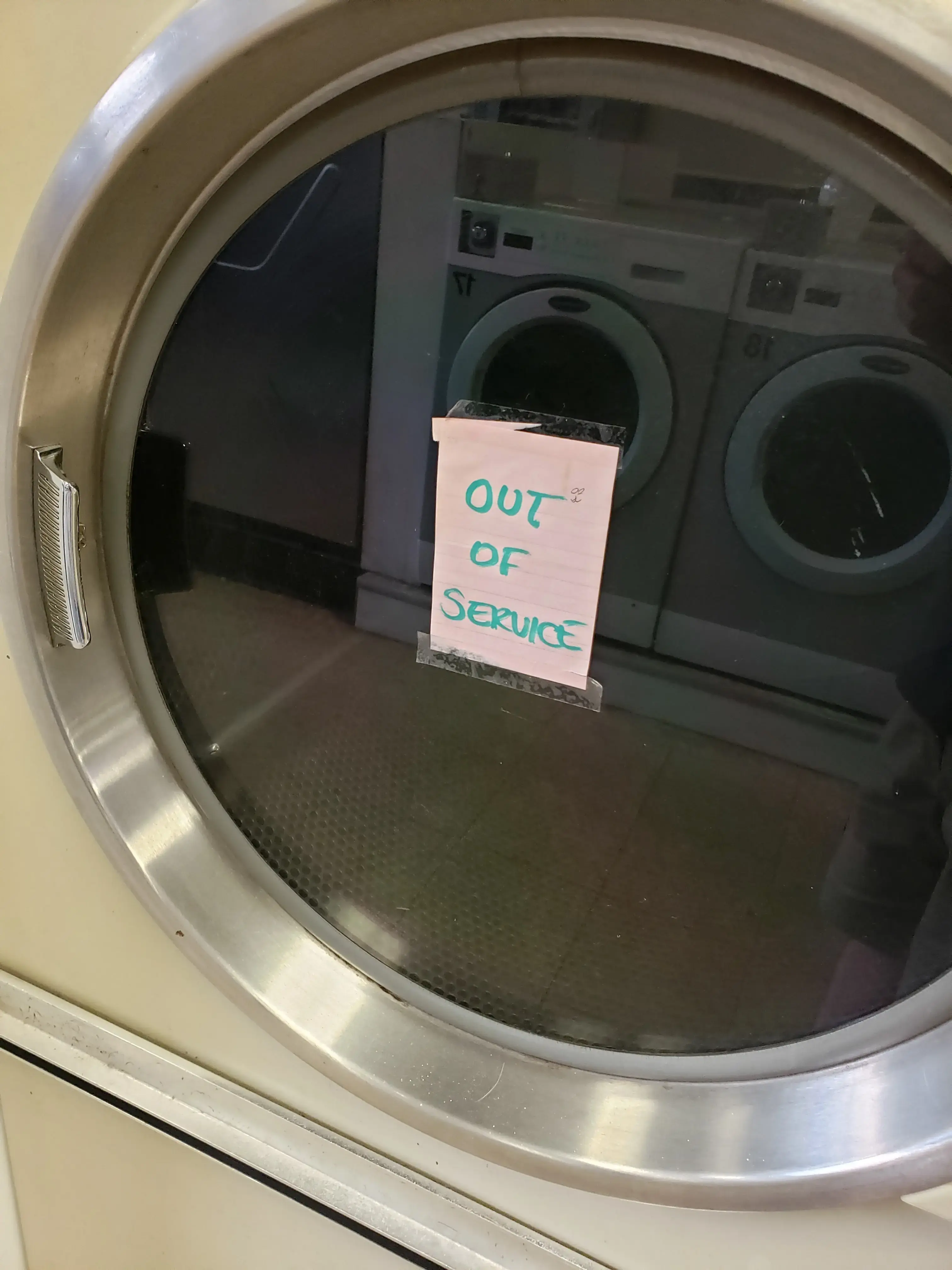 Denier Laundromat thumbnail 12