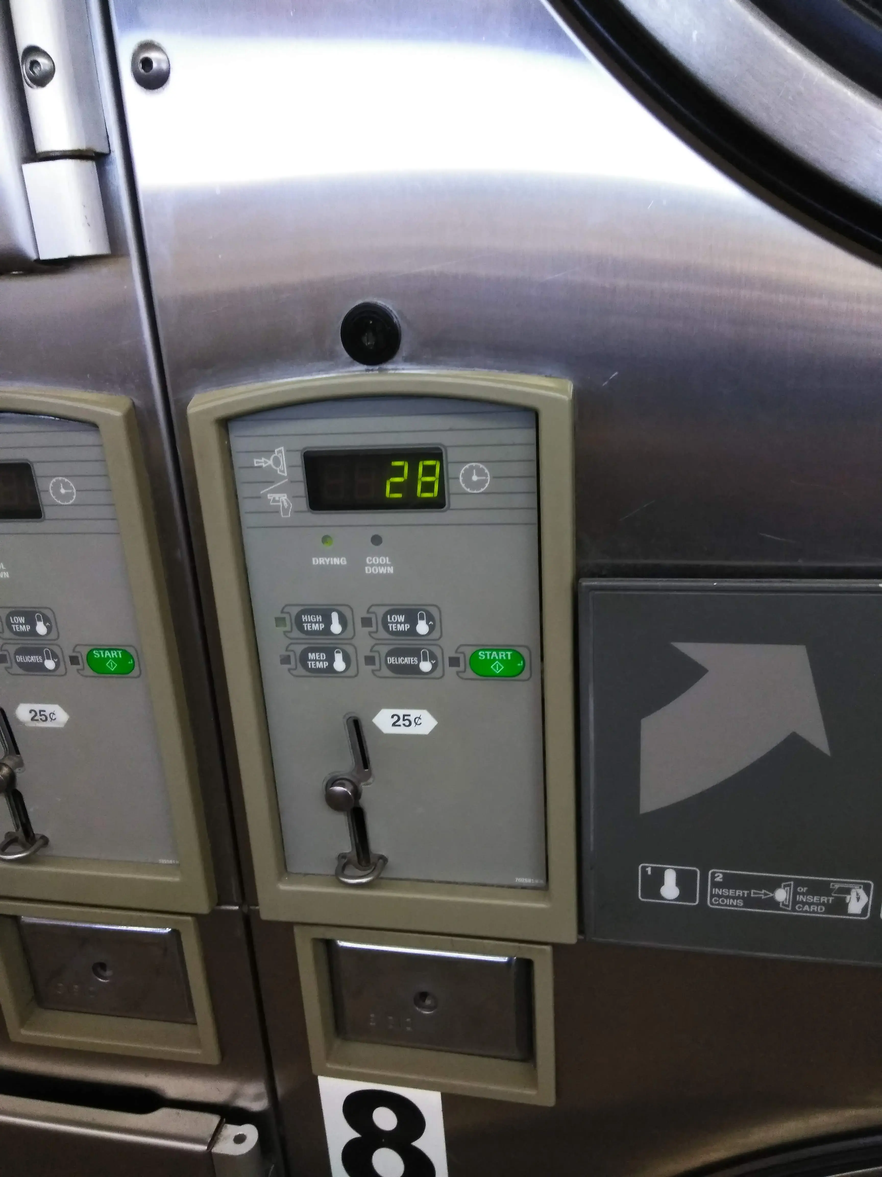 Denny's Coin Laundry - Image 7