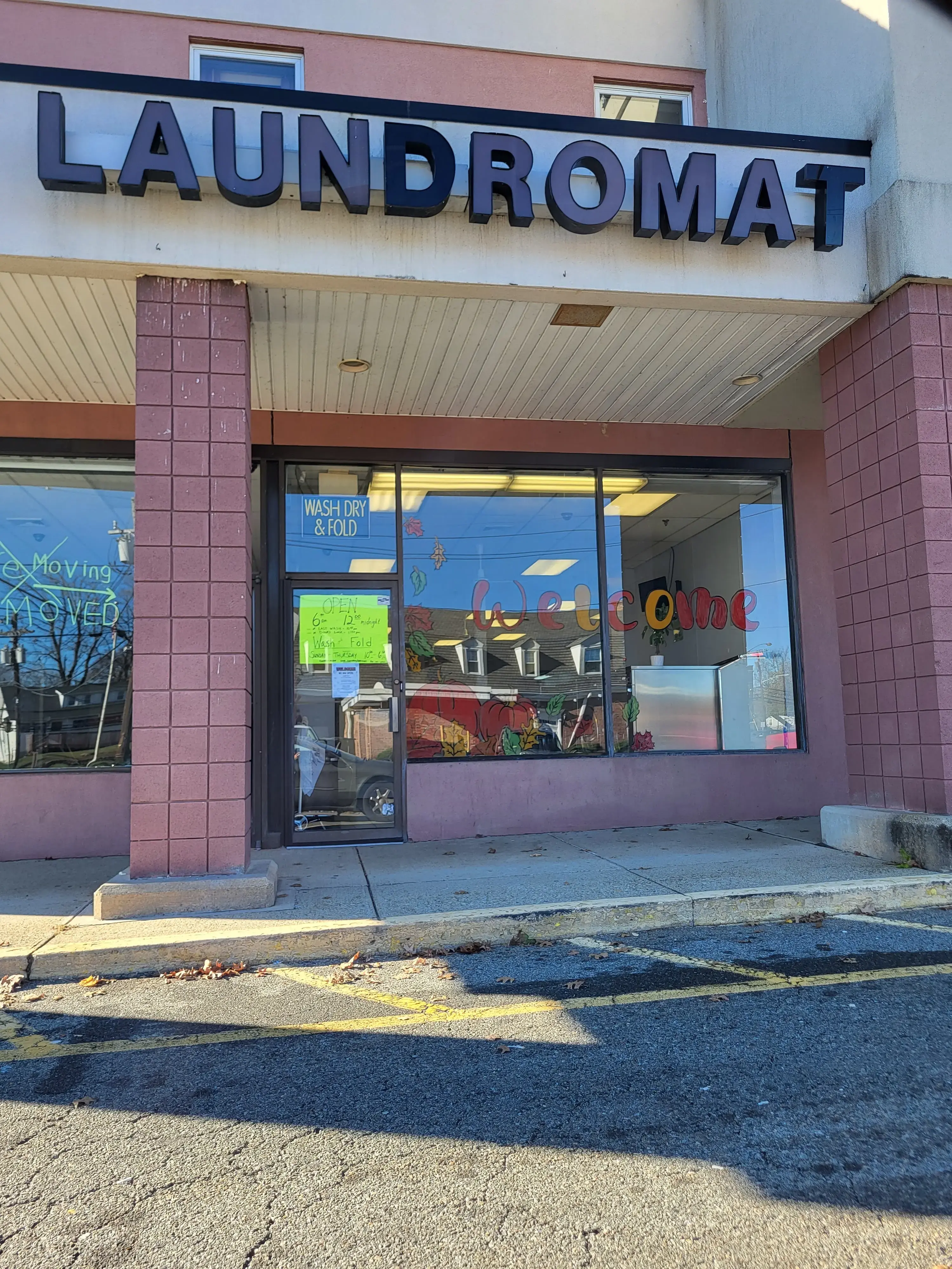 Denville Laundromat/Wash & Fold - Image 5