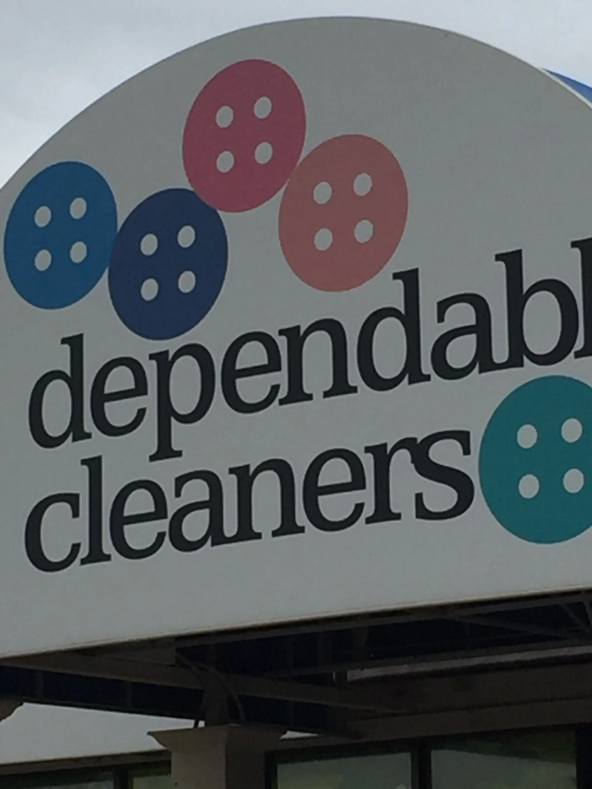 Dependable Cleaners and Drive Thru - Image 12