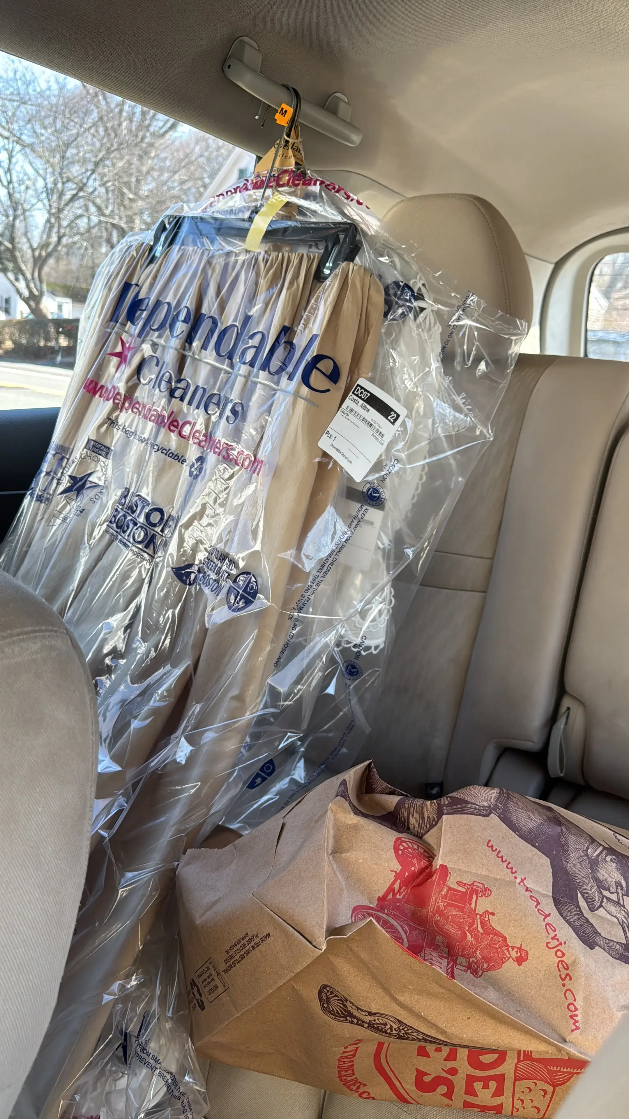 Dependable Cleaners and Laundromat - Image 10