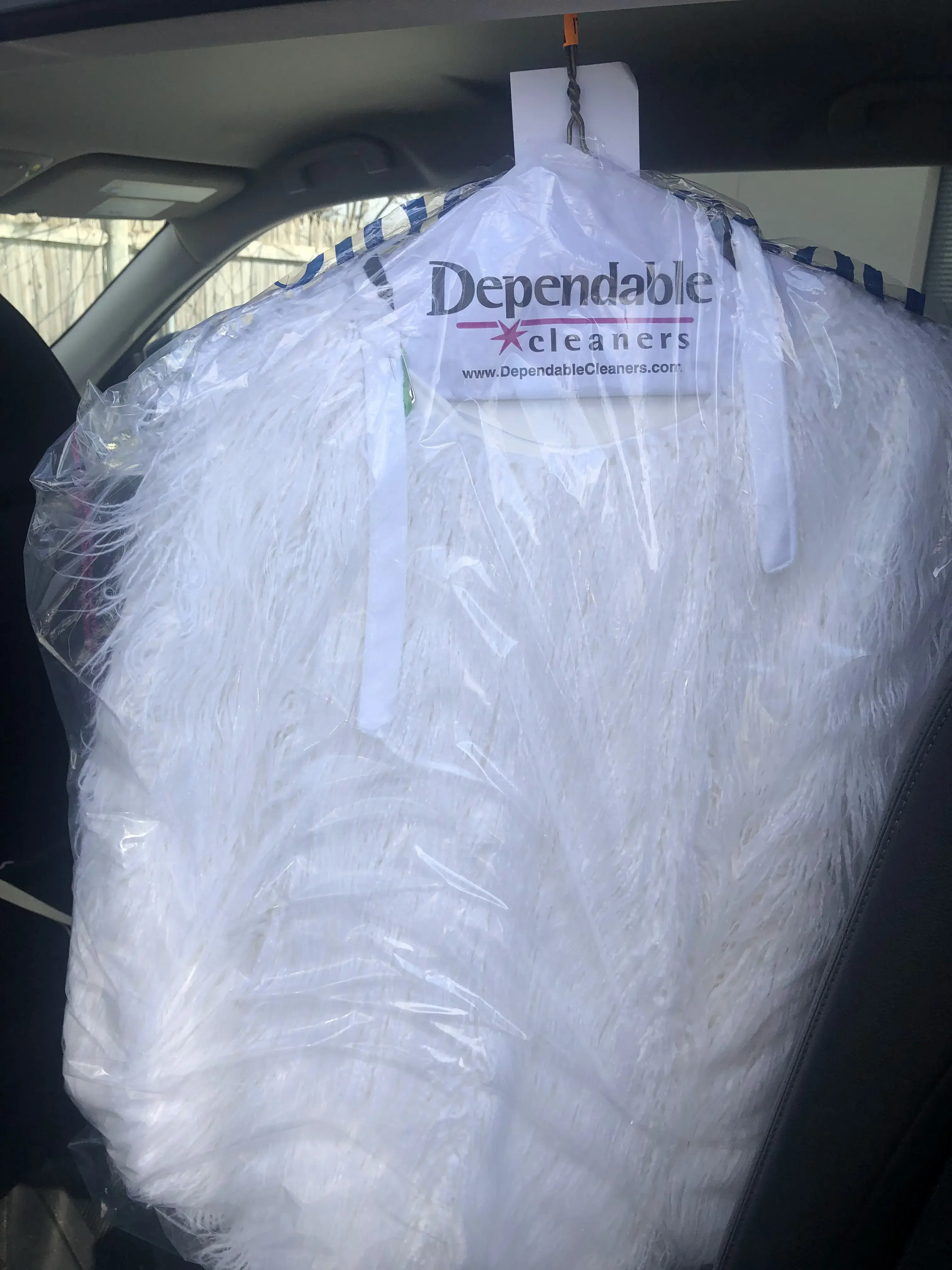 Dependable Cleaners and Laundromat thumbnail 14