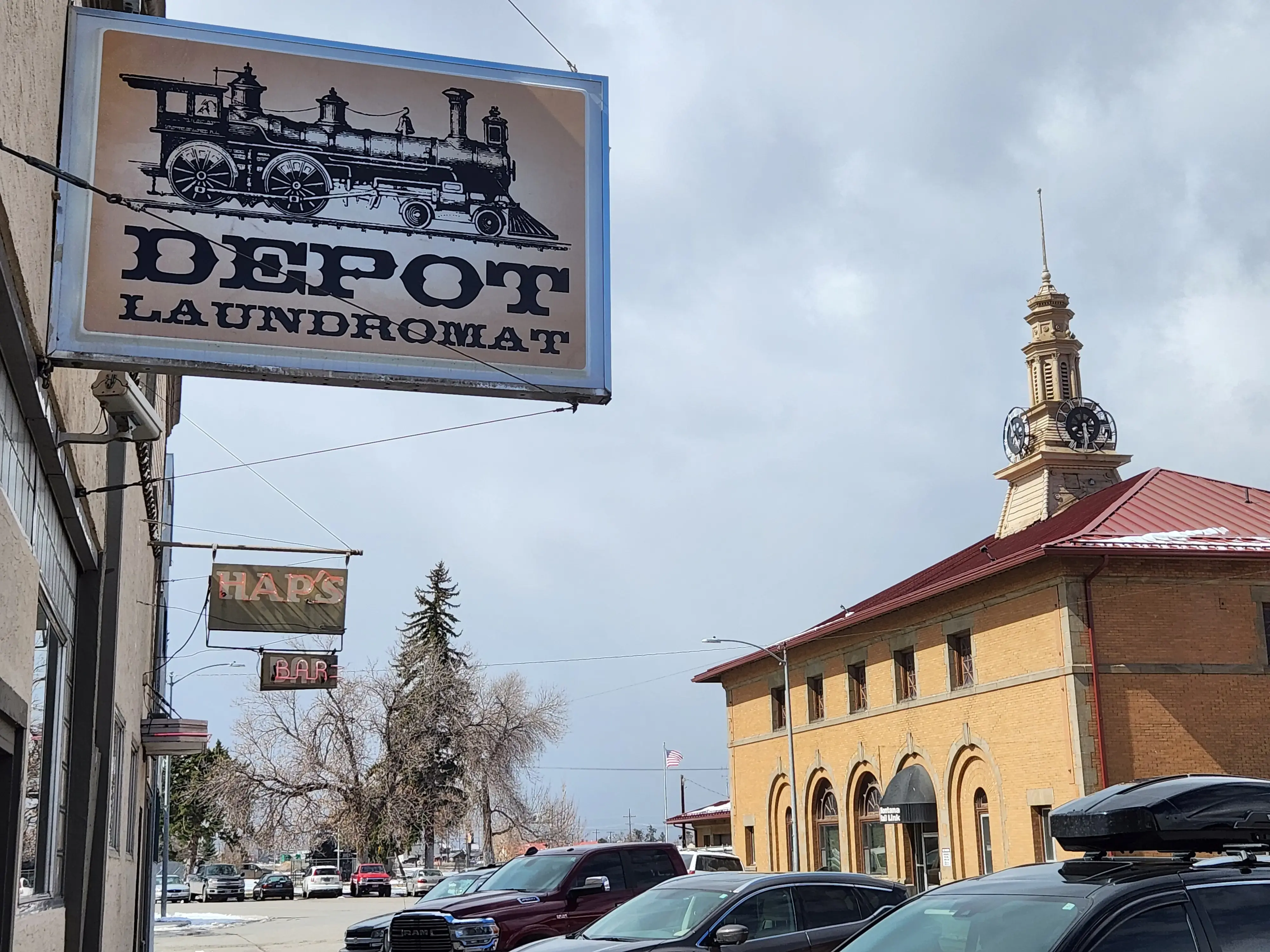 Depot Laundromat thumbnail 3
