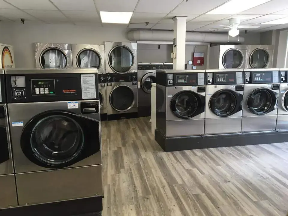 Derby Street Laundry - Image 7