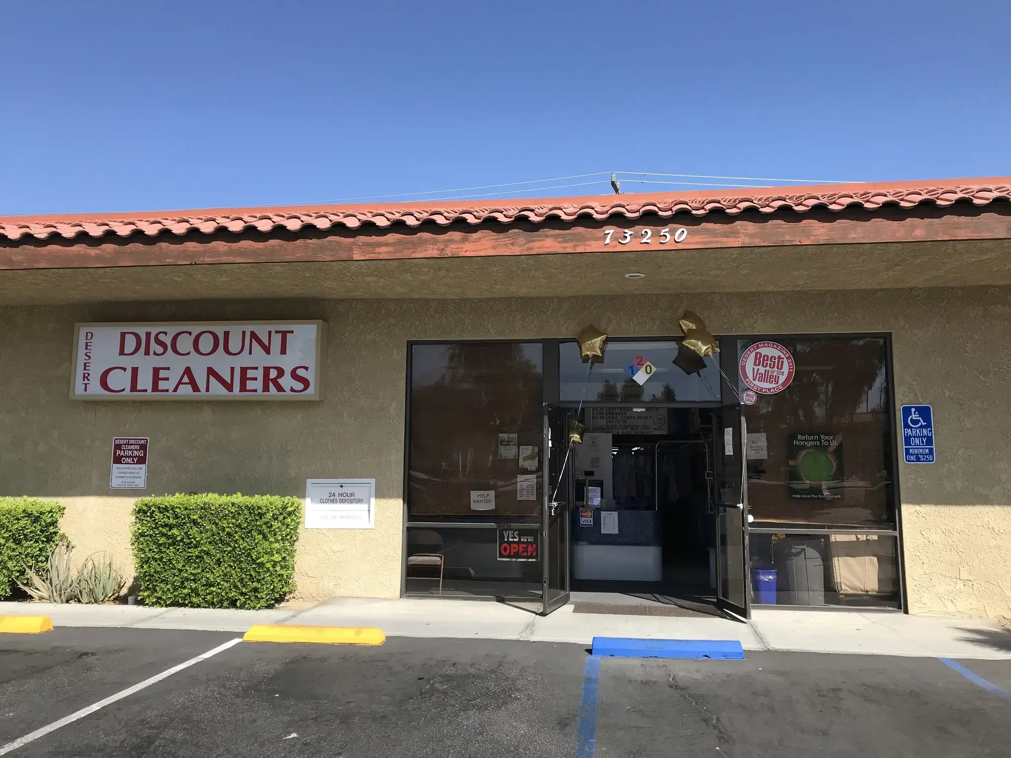 Desert Discount Cleaners thumbnail 1