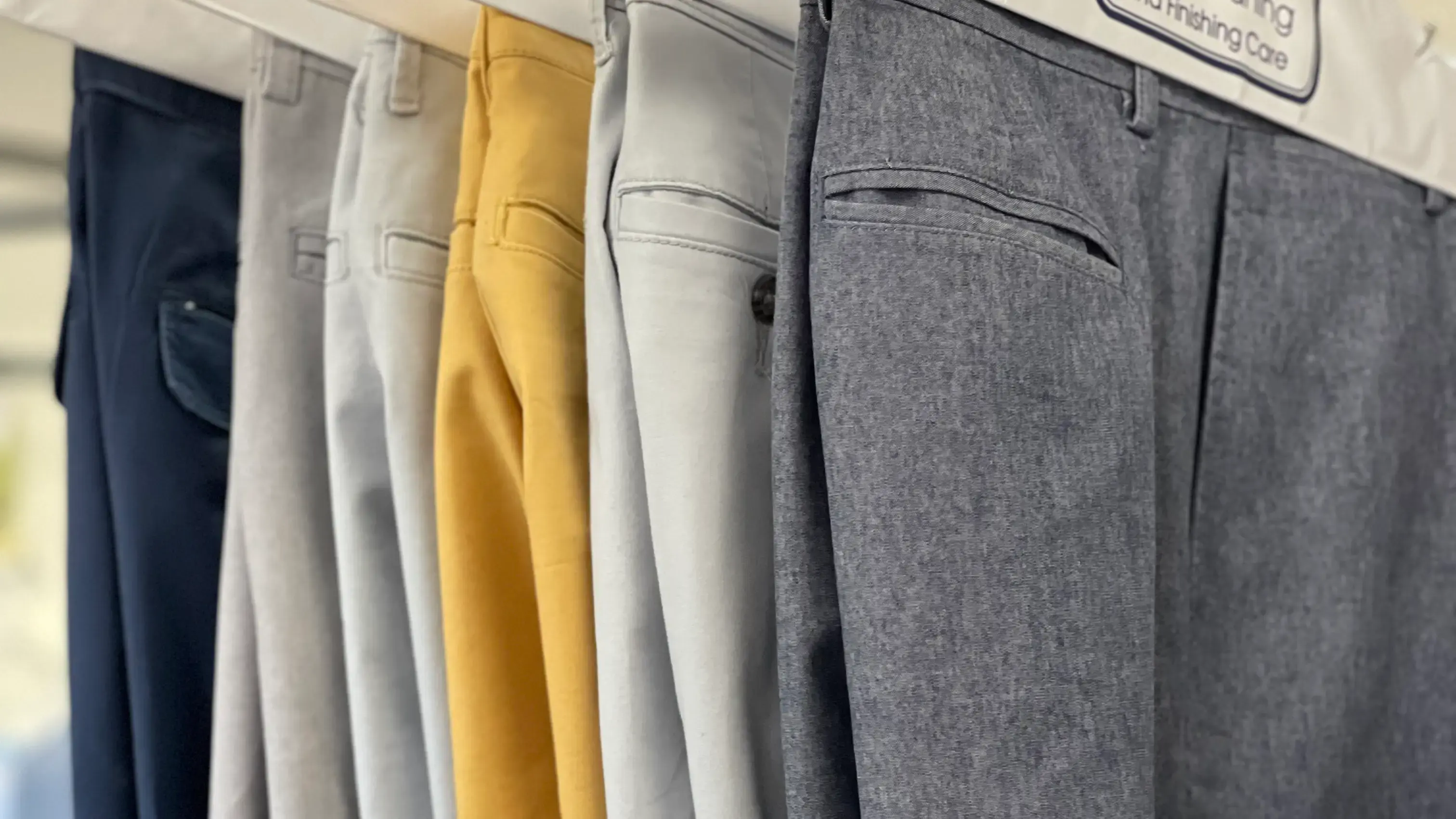 Desert Discount Cleaners thumbnail 1