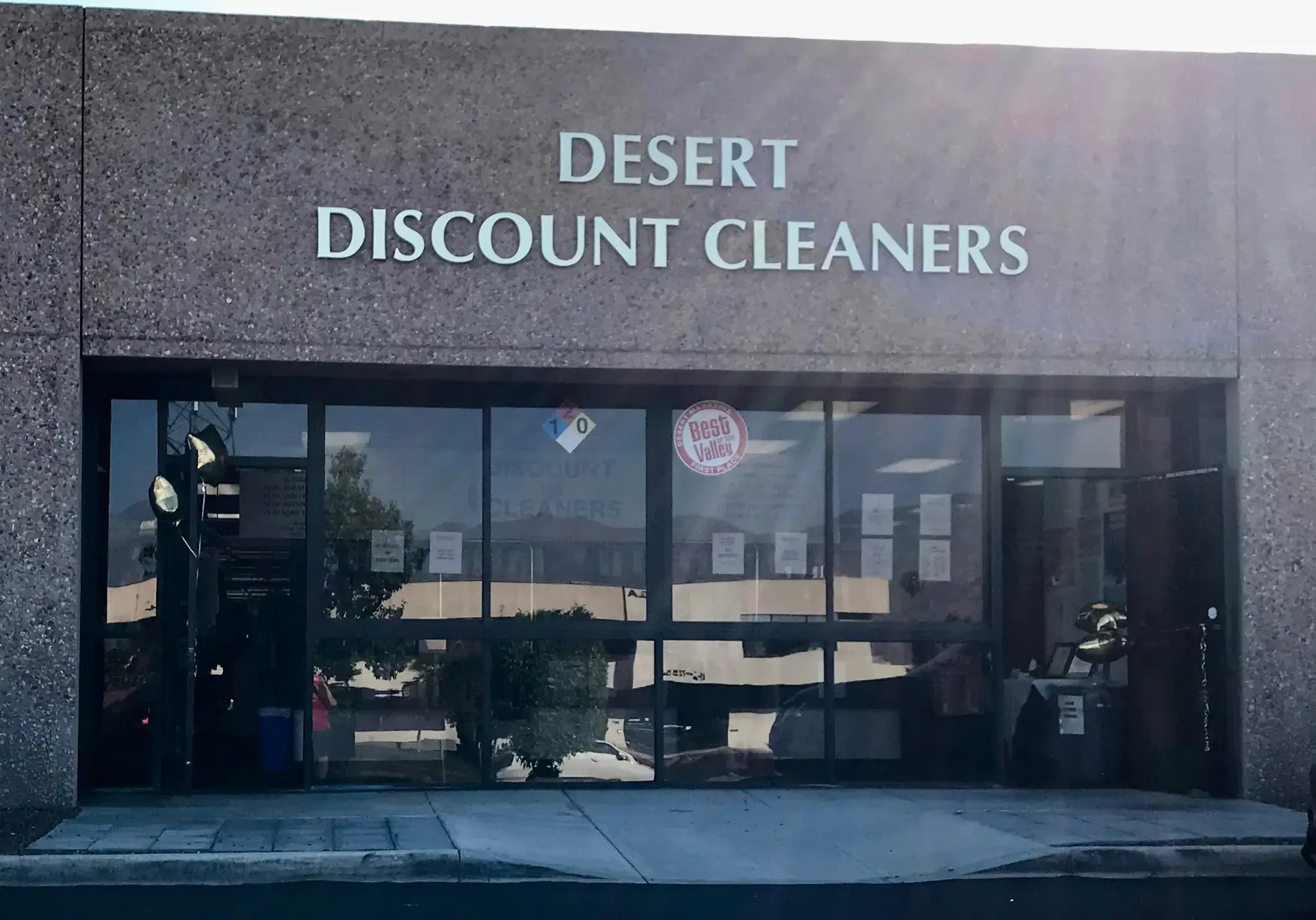 Desert Discount Cleaners - Image 5