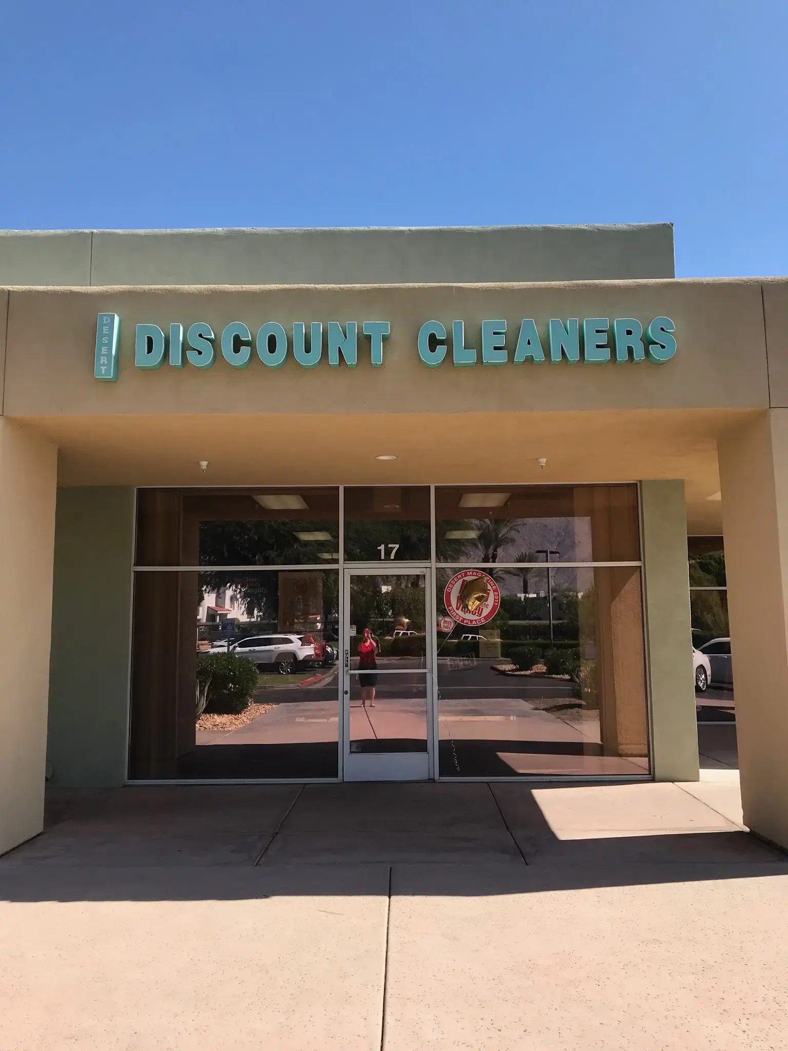 Desert Discounts Cleaners location